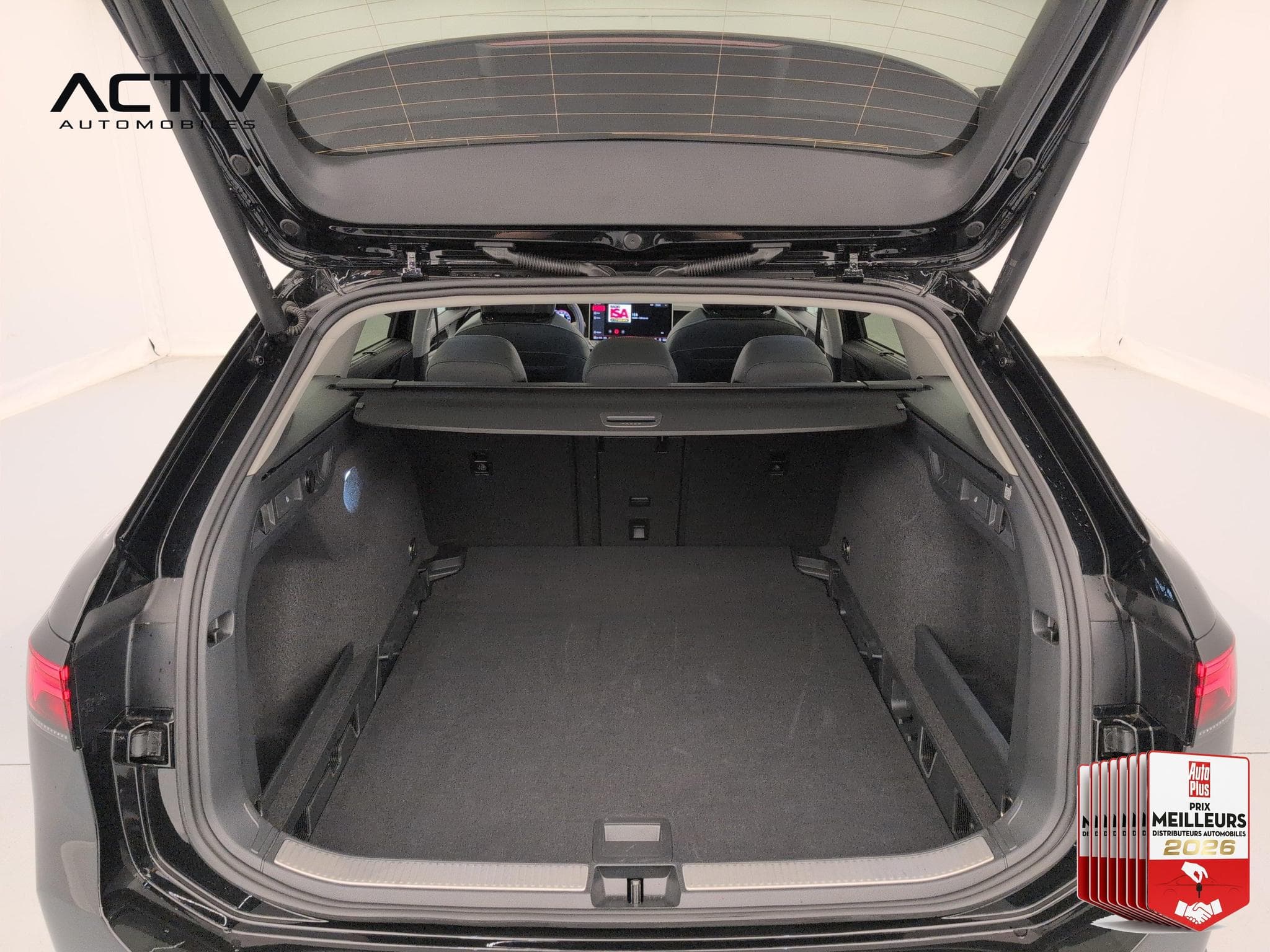 VW Passat 2.0 TDI EVO SCR 122 DSG7 Life Plus (2025) - Foto 13