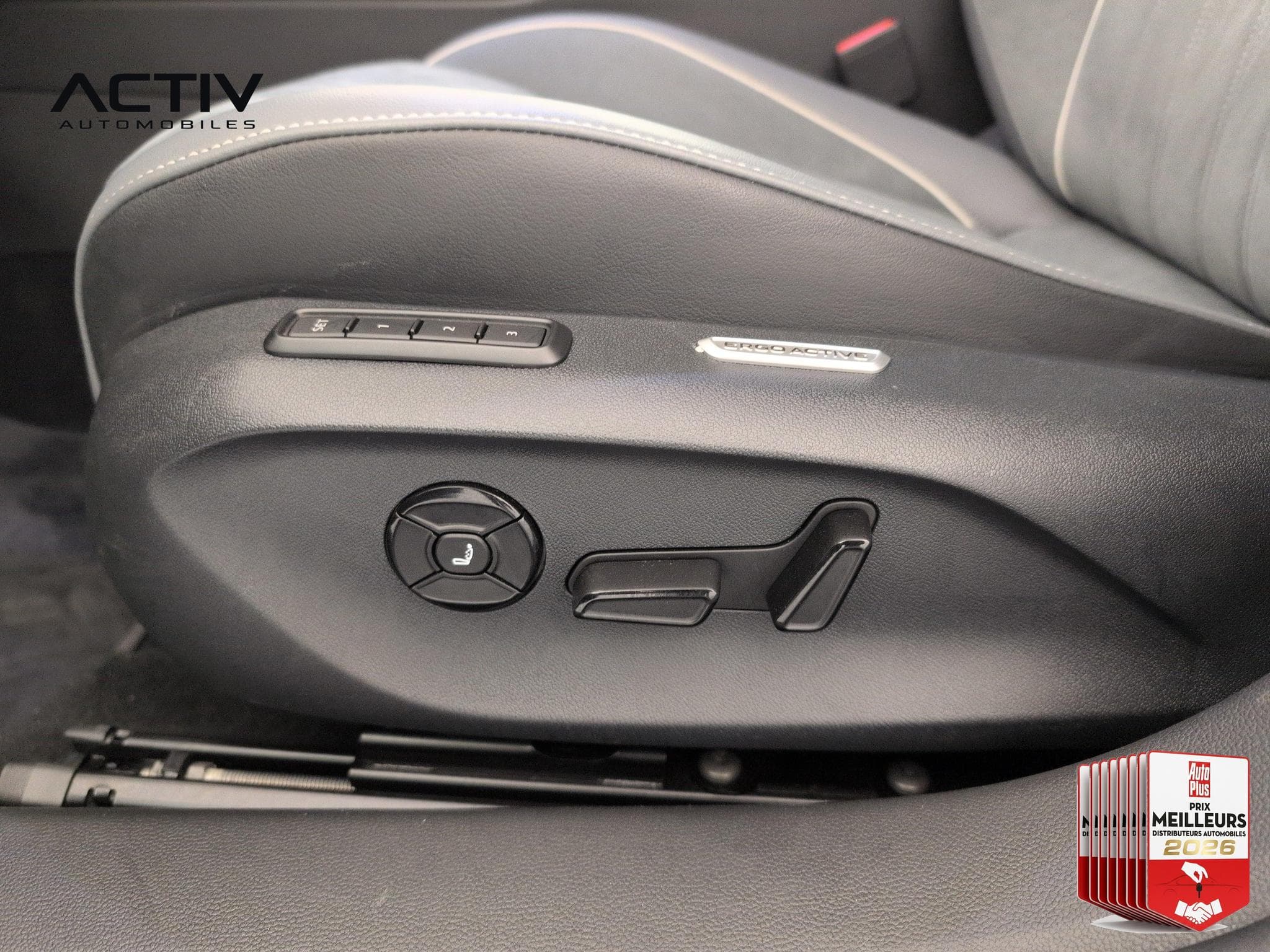 VW Passat 2.0 TDI EVO SCR 122 DSG7 Life Plus (2025) - Foto 25