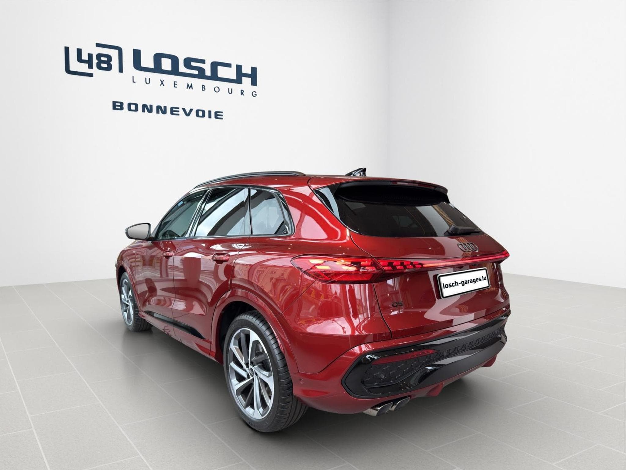 Audi Q5 SUV quattro (2025) - Photo 2