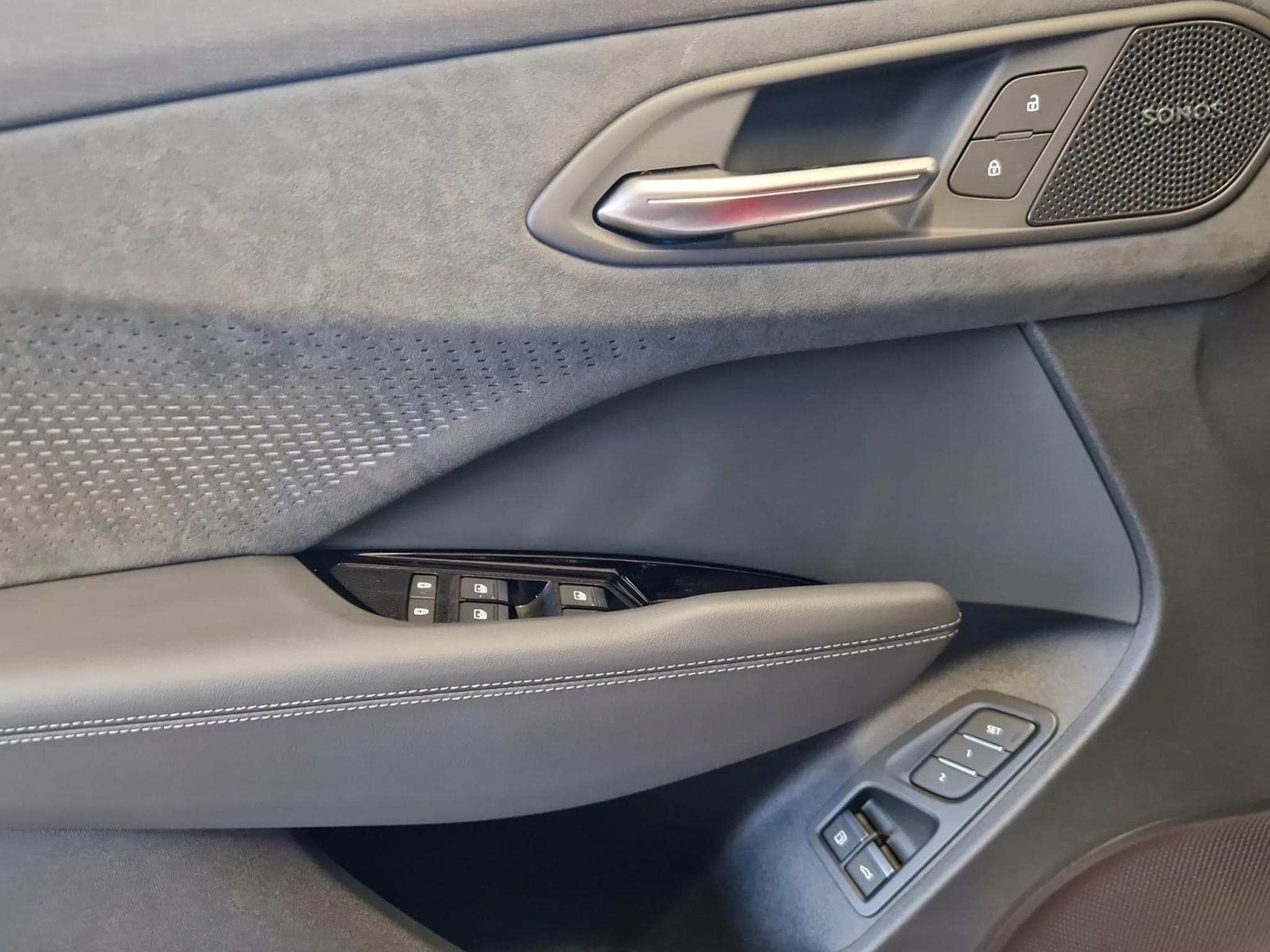 Audi Q3 Sportback (2025) - Foto 11