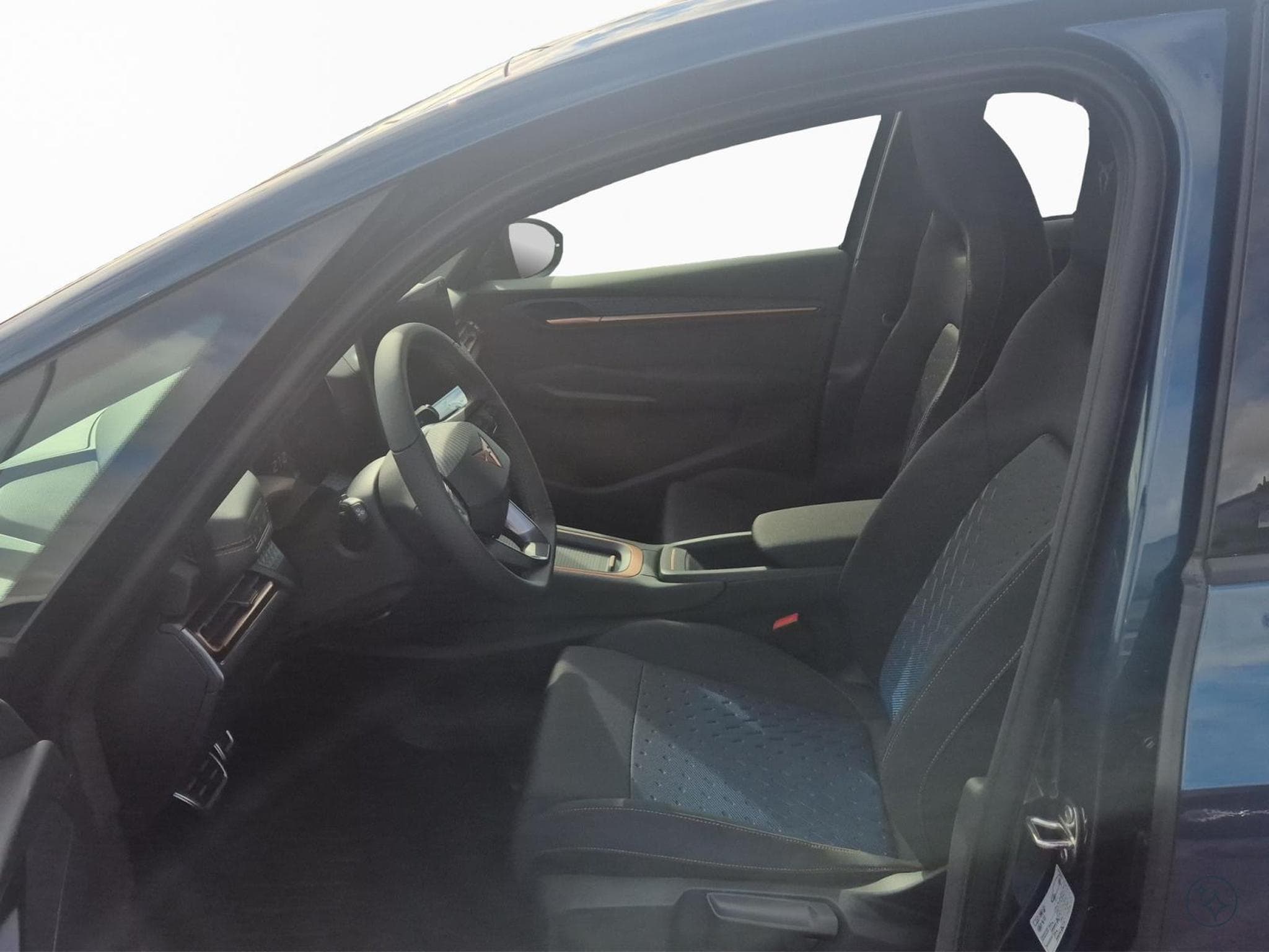 Cupra Born CUPRA Born 58kWh 140kW/190ch (2026) - Photo 15
