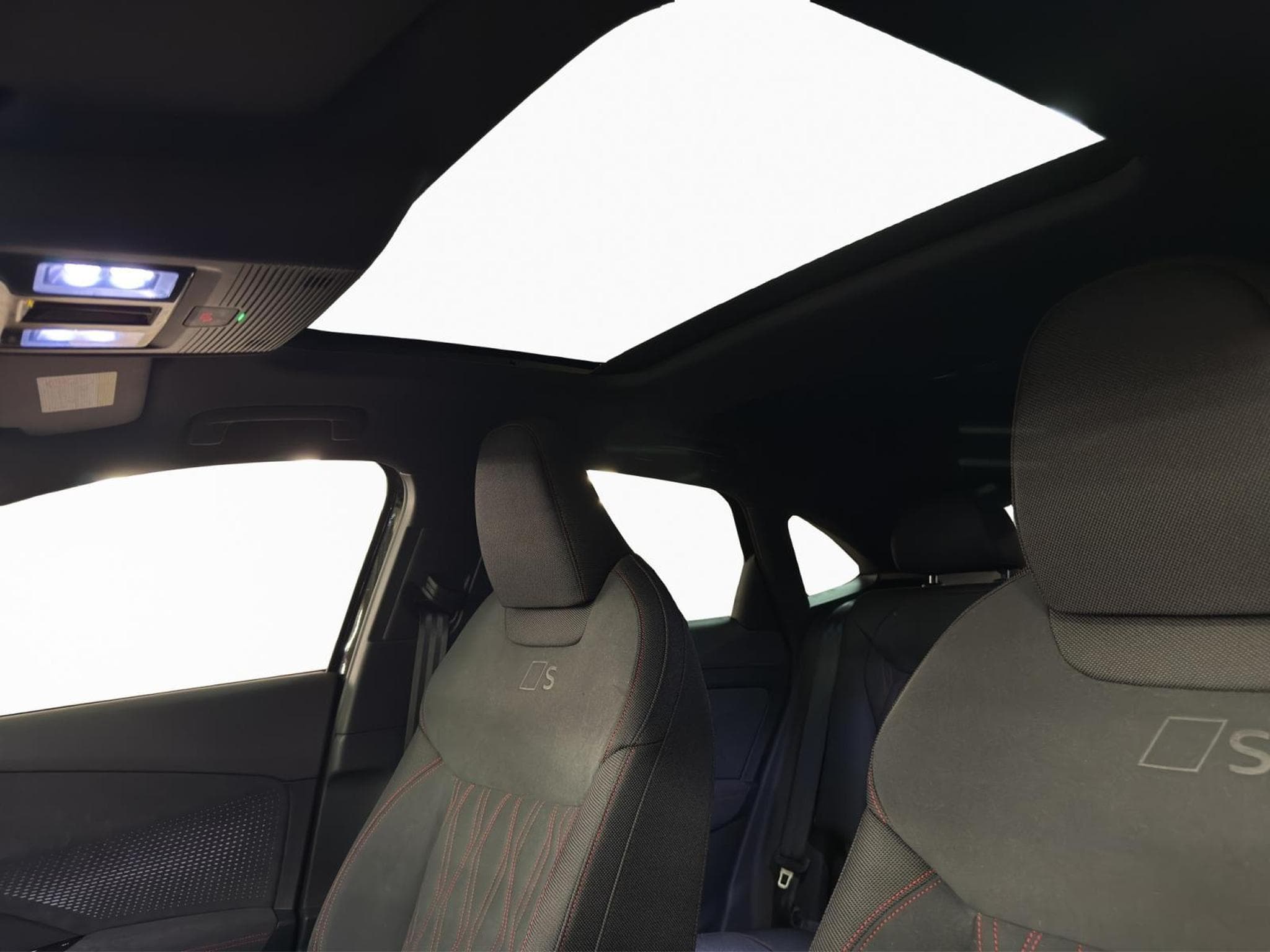 Audi Q3 Sportback (2026) - Foto 15