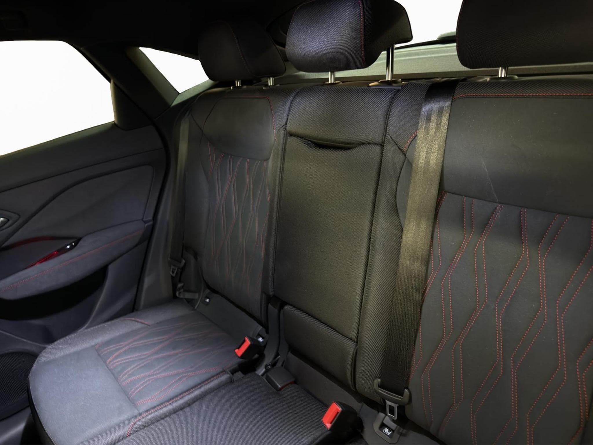Audi Q3 Sportback (2026) - Foto 16