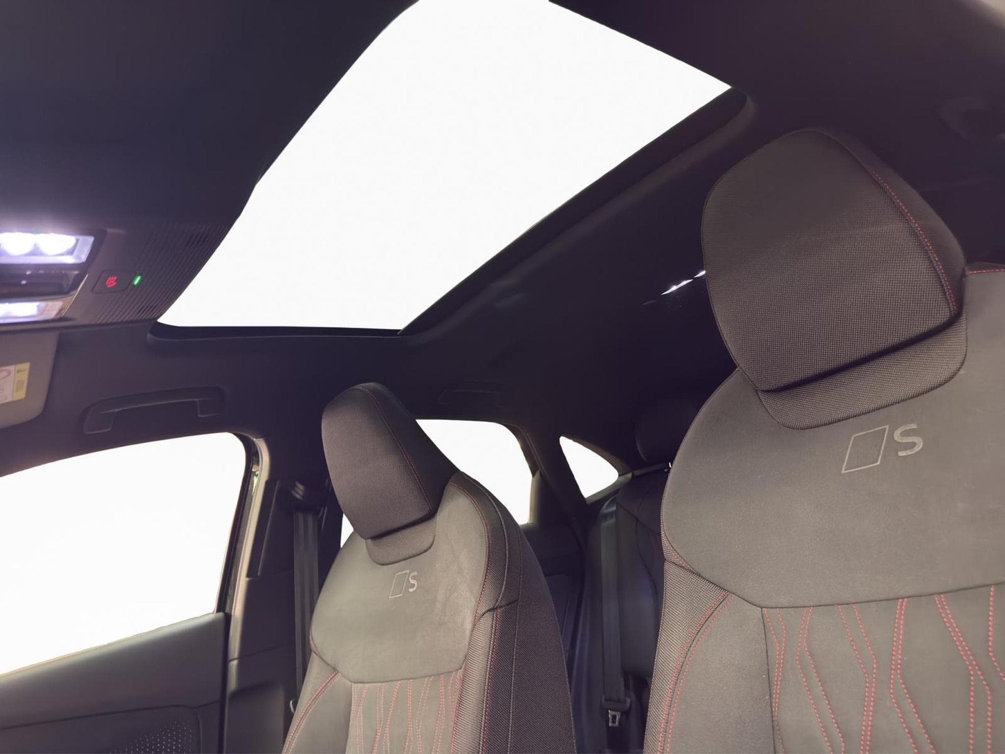 Audi Q3 Sportback (2026) - Foto 15