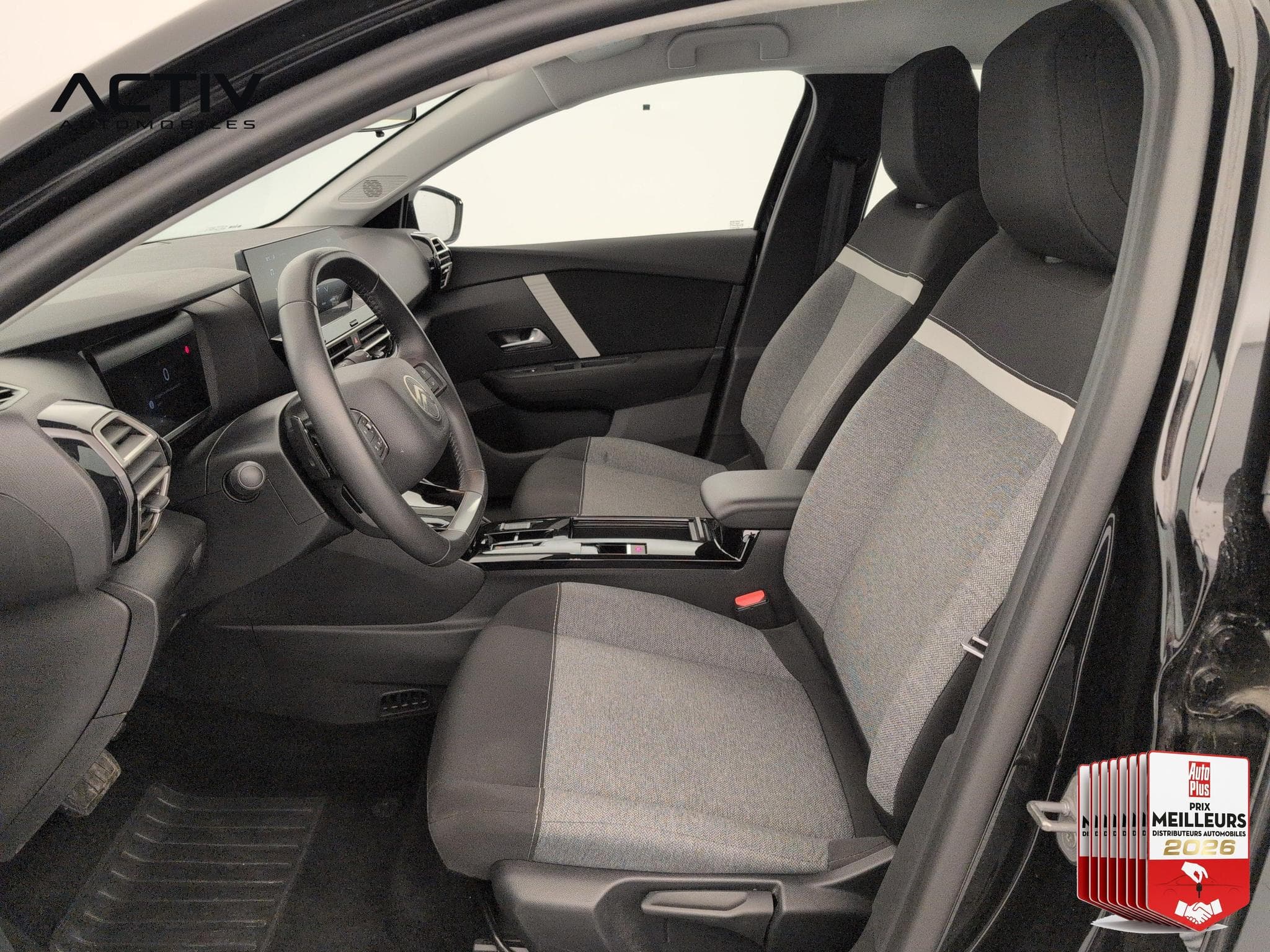 Citroën C4 Hybride 110 ch e-DCS6 You (2025) - Photo 15