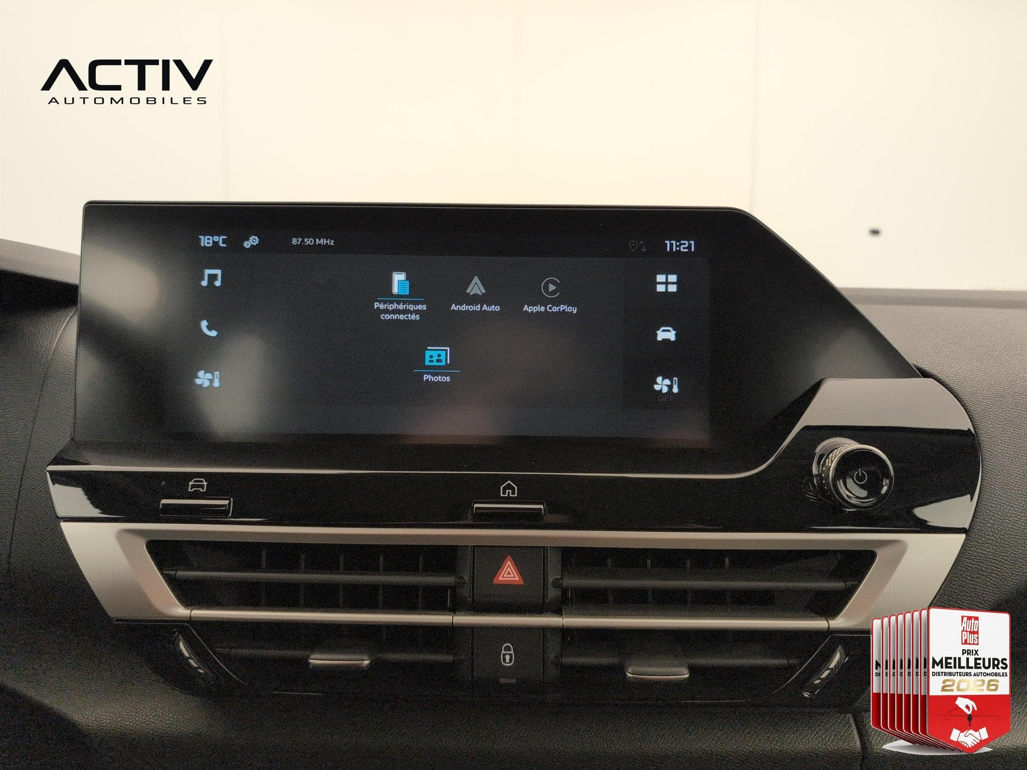 Citroën C4 Hybride 110 ch e-DCS6 You (2025) - Photo 17