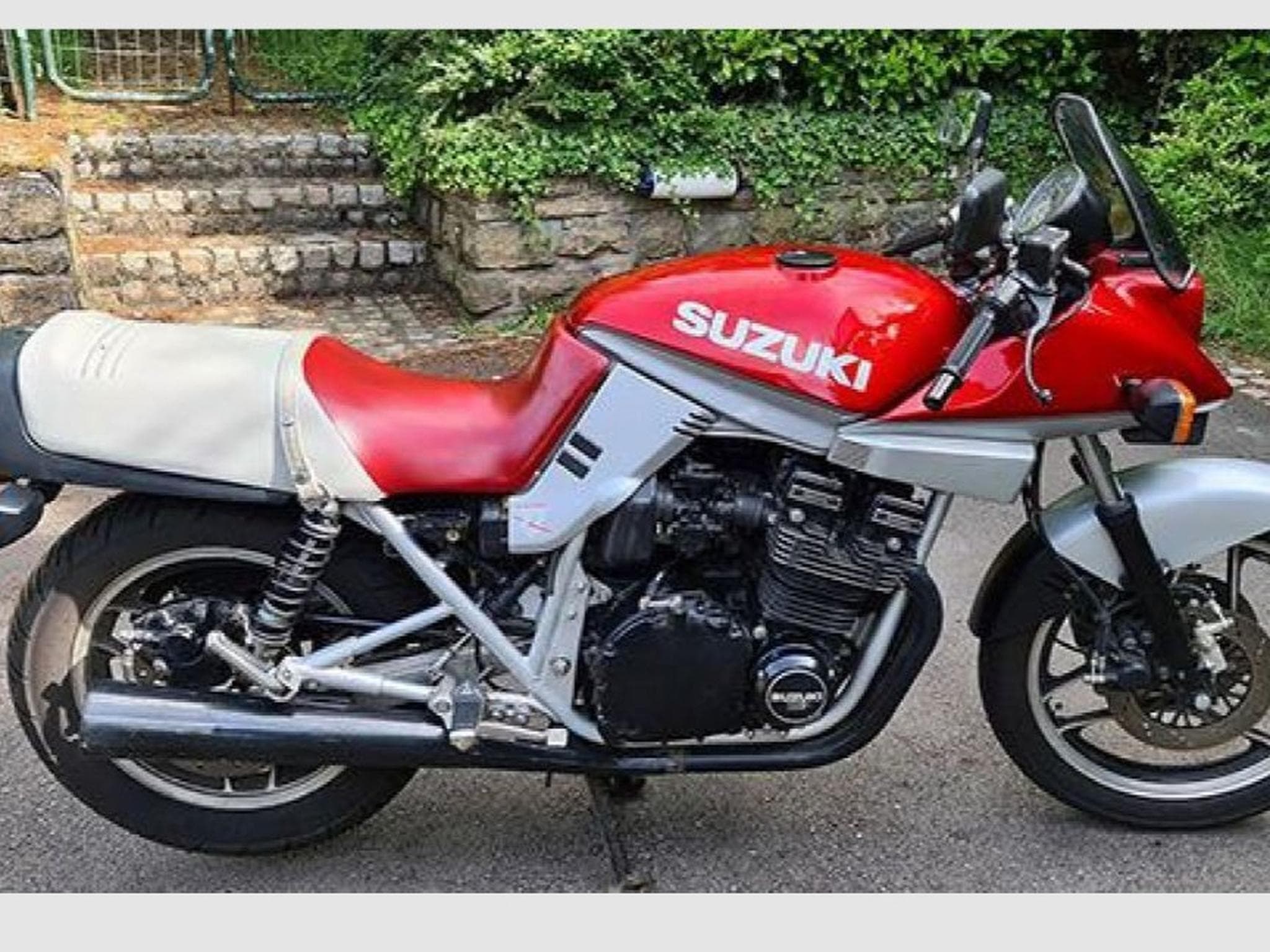 Suzuki Katana 1100 (1984) - Photo 2