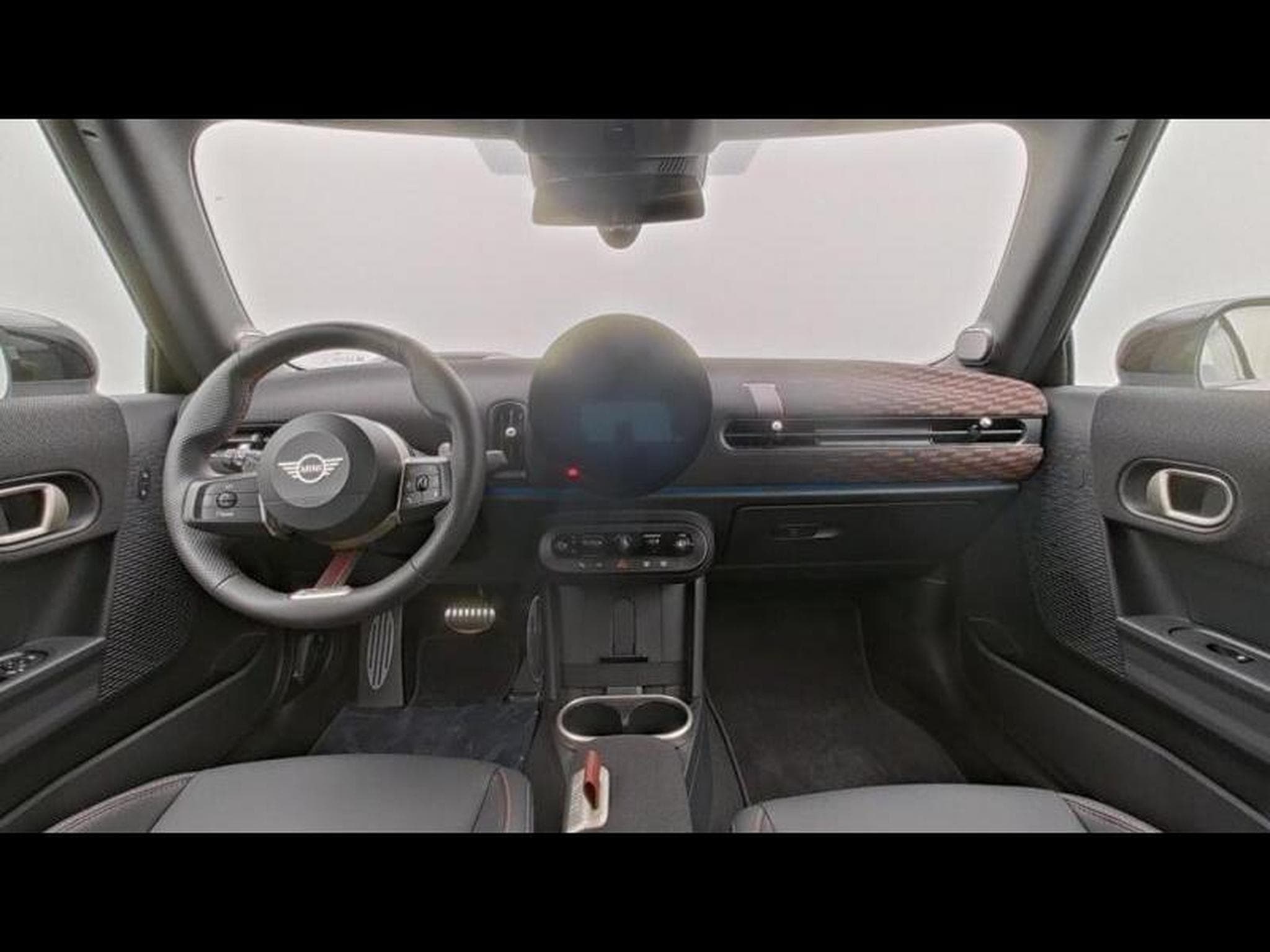 MINI Cooper John Cooper Works Cabrio (2025) - Photo 4