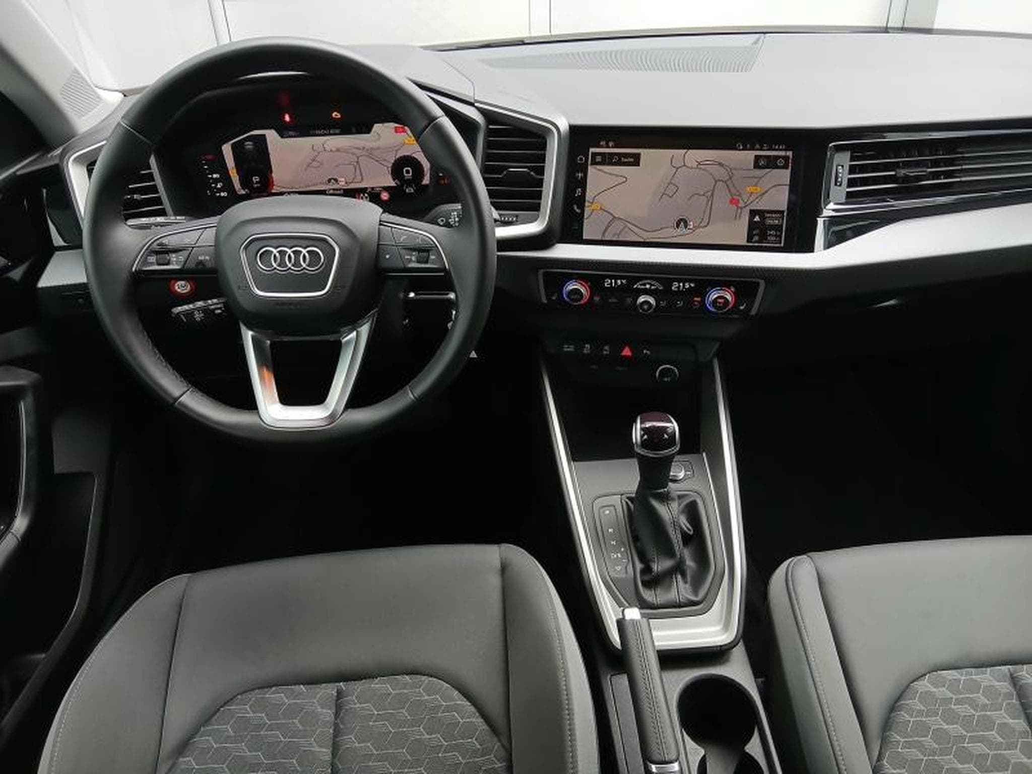 Audi A1 Sportback S-line 40 TFSI s-tronic (2025) - Foto 8