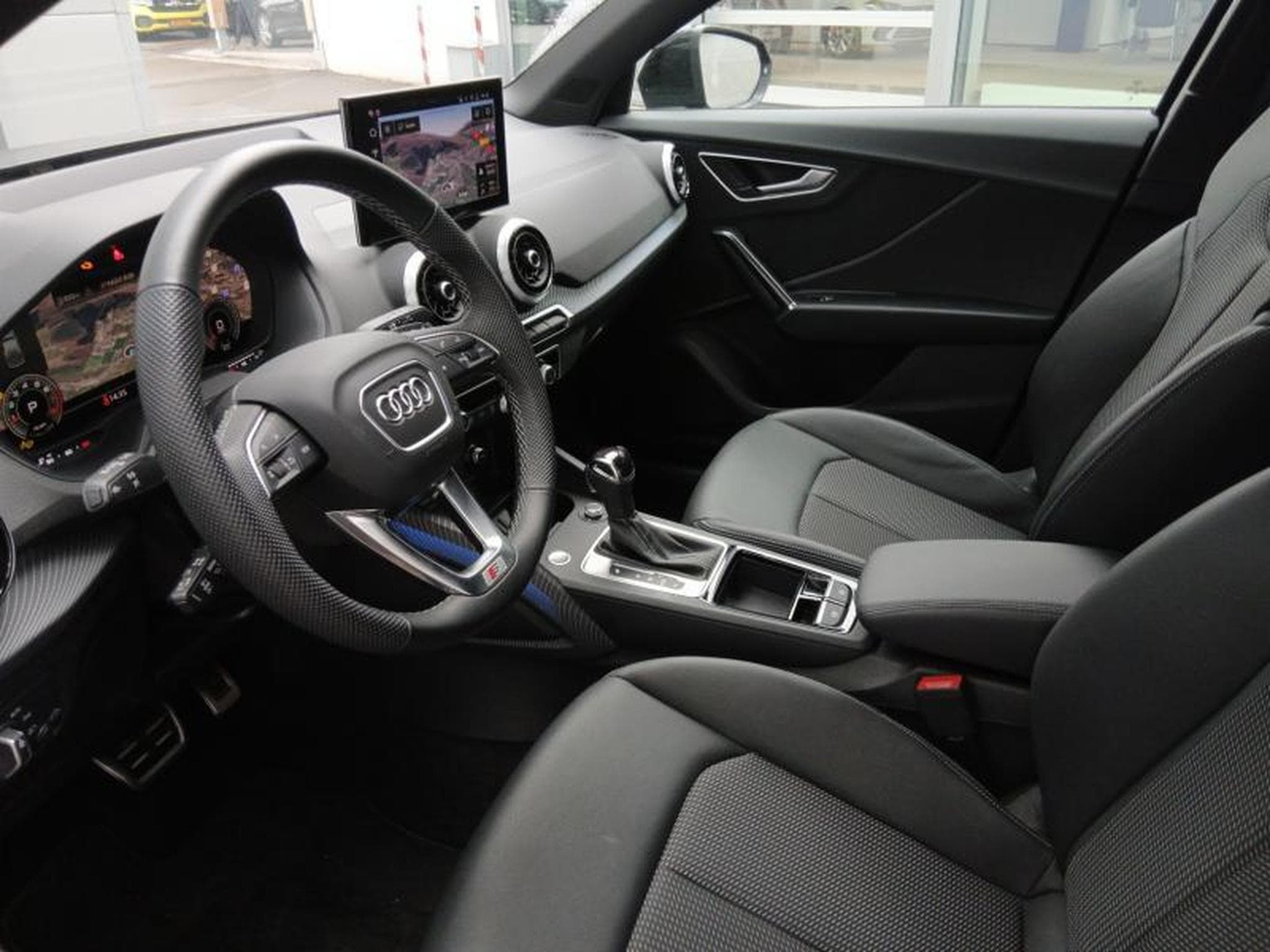 Audi Q2 S-line 35 TFSi s-tronic (2025) - Foto 9