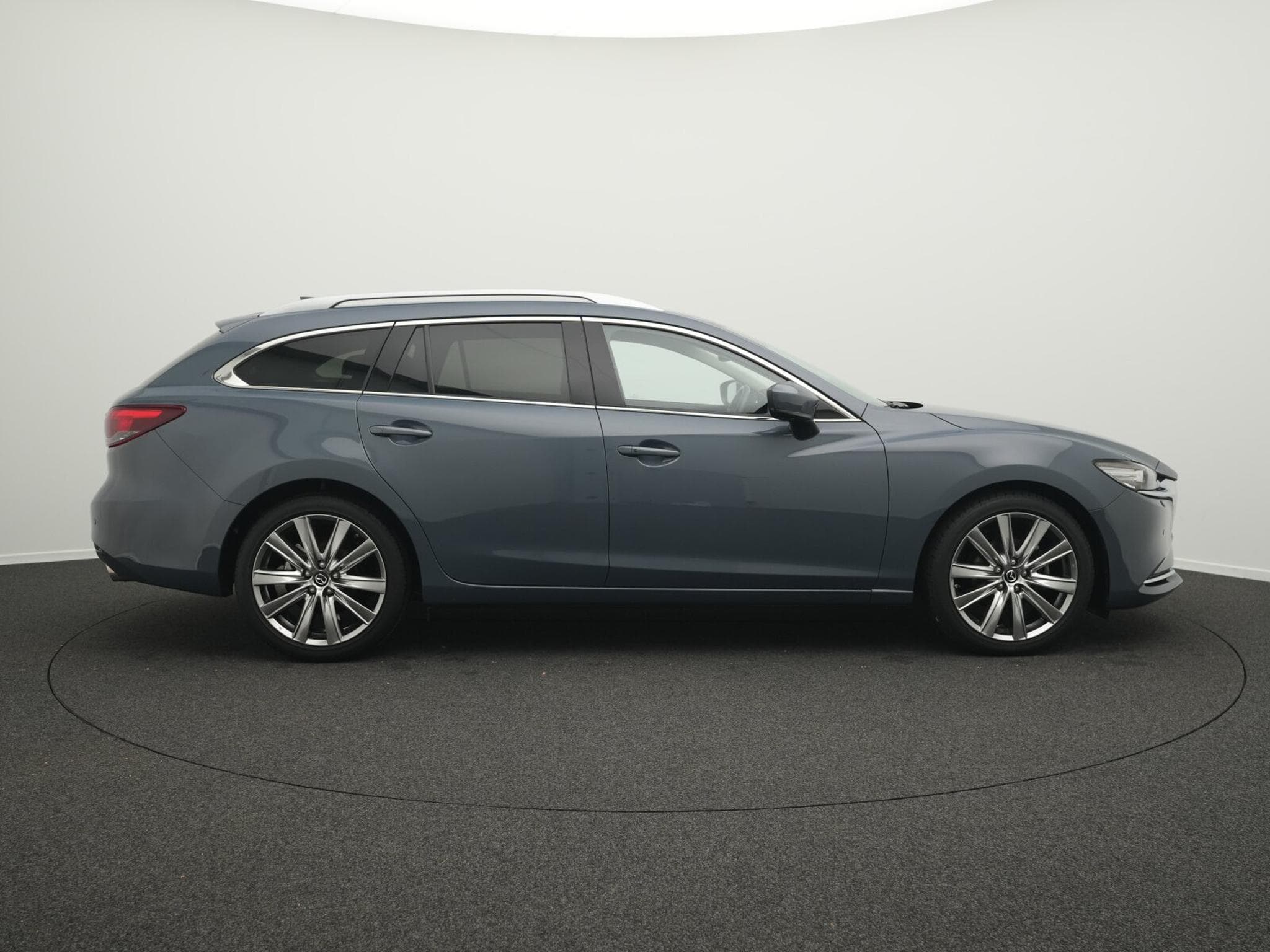 Mazda 6 2.5 SKYACTIV-G 194 Exclusive-Line (EURO d) (2023) - Foto 5