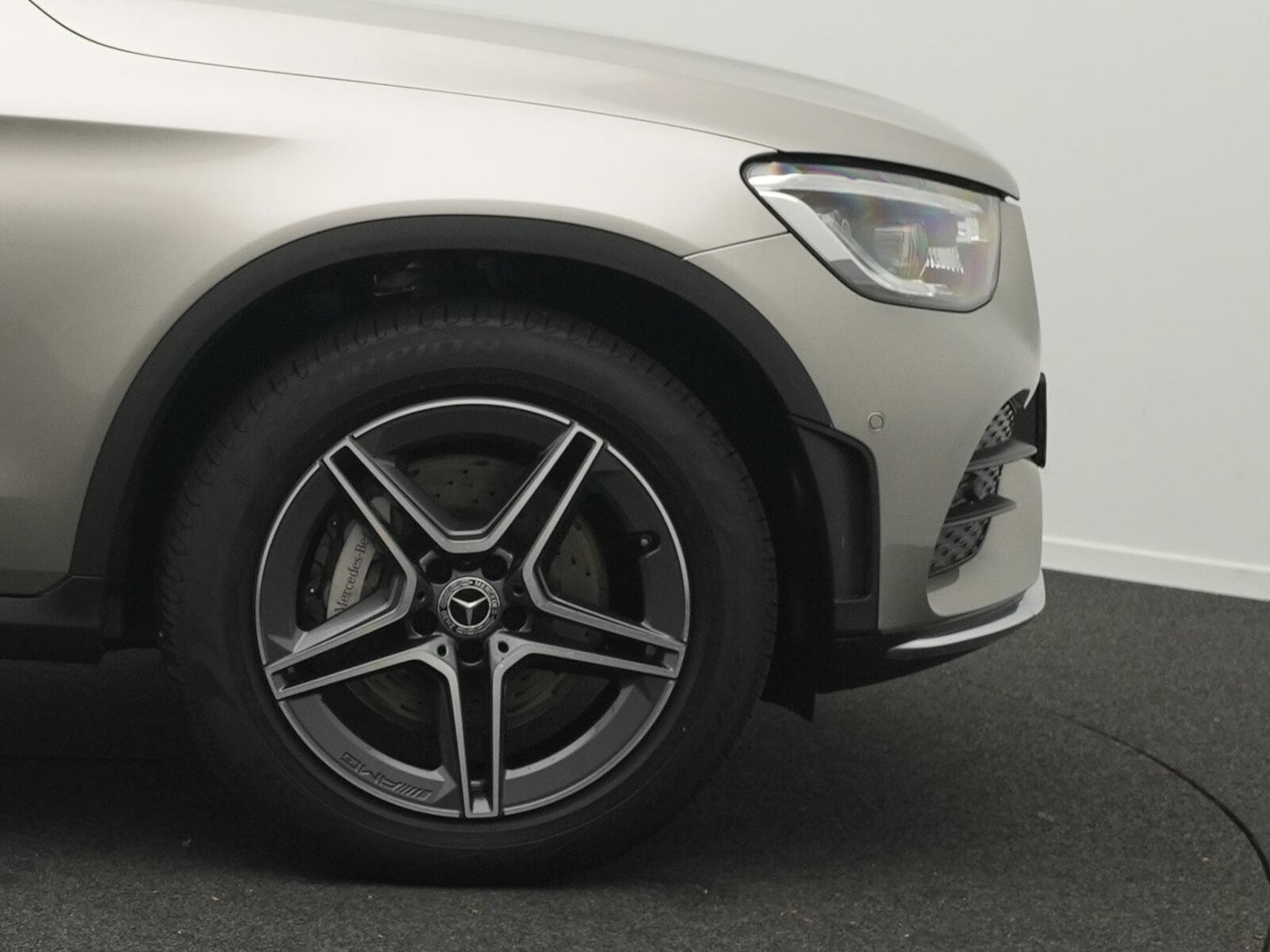 Mercedes GLC 200 4MATIC Coupé AMG-Line (2020) - Foto 8