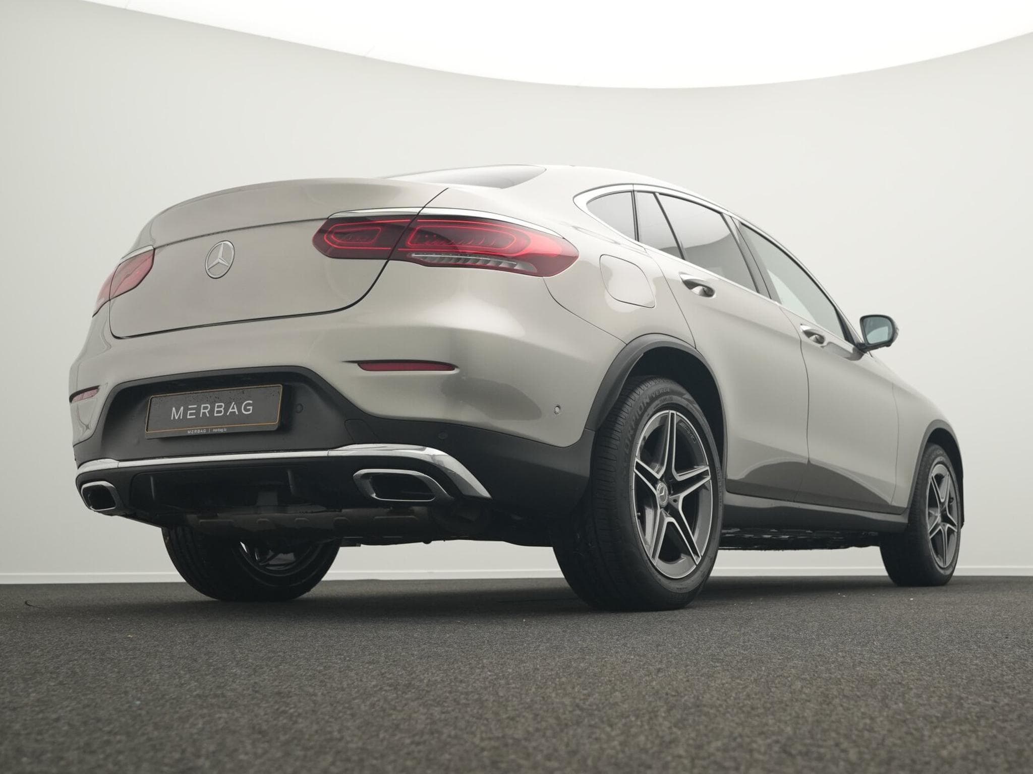 Mercedes GLC 200 4MATIC Coupé AMG-Line (2020) - Foto 11
