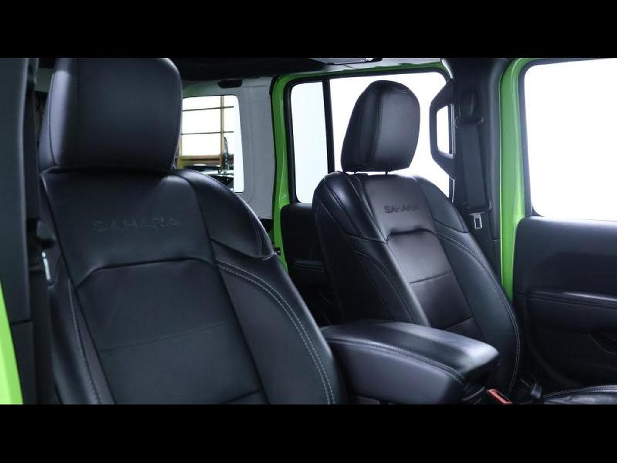 Jeep Wrangler Sahara 2.0 T 272h Auto (2022) - Photo 13
