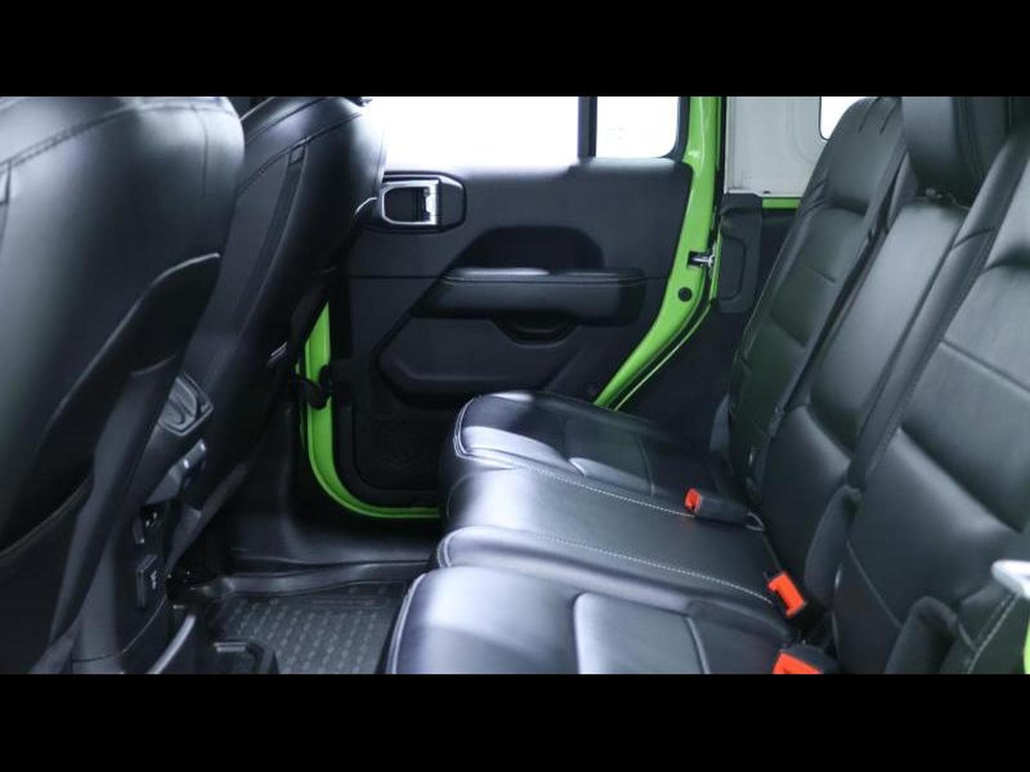 Jeep Wrangler Sahara 2.0 T 272h Auto (2022) - Photo 18