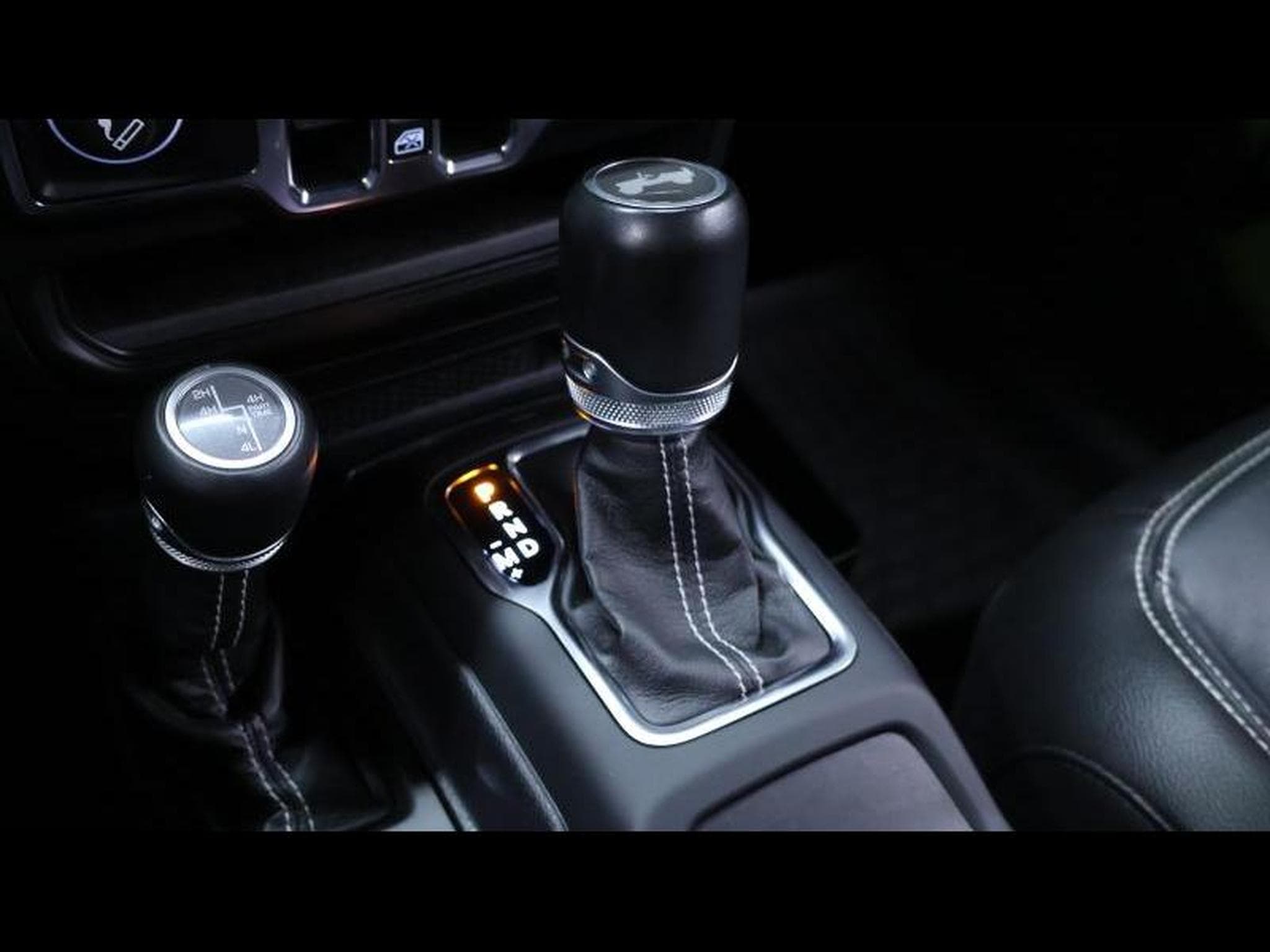 Jeep Wrangler Sahara 2.0 T 272h Auto (2022) - Photo 27