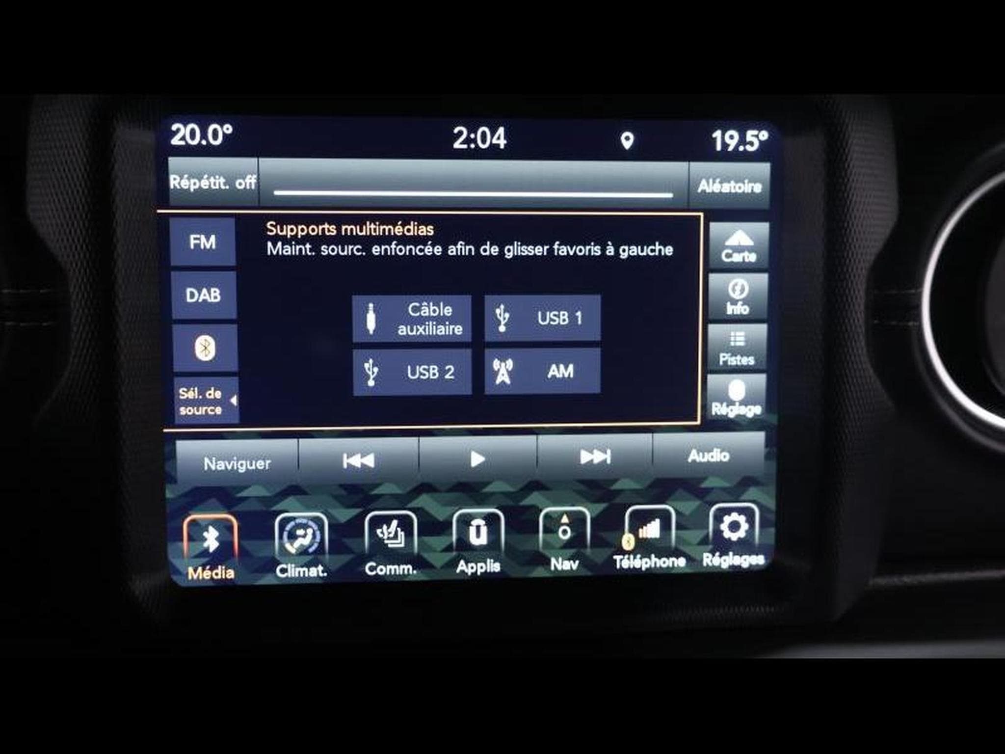Jeep Wrangler Sahara 2.0 T 272h Auto (2022) - Photo 32