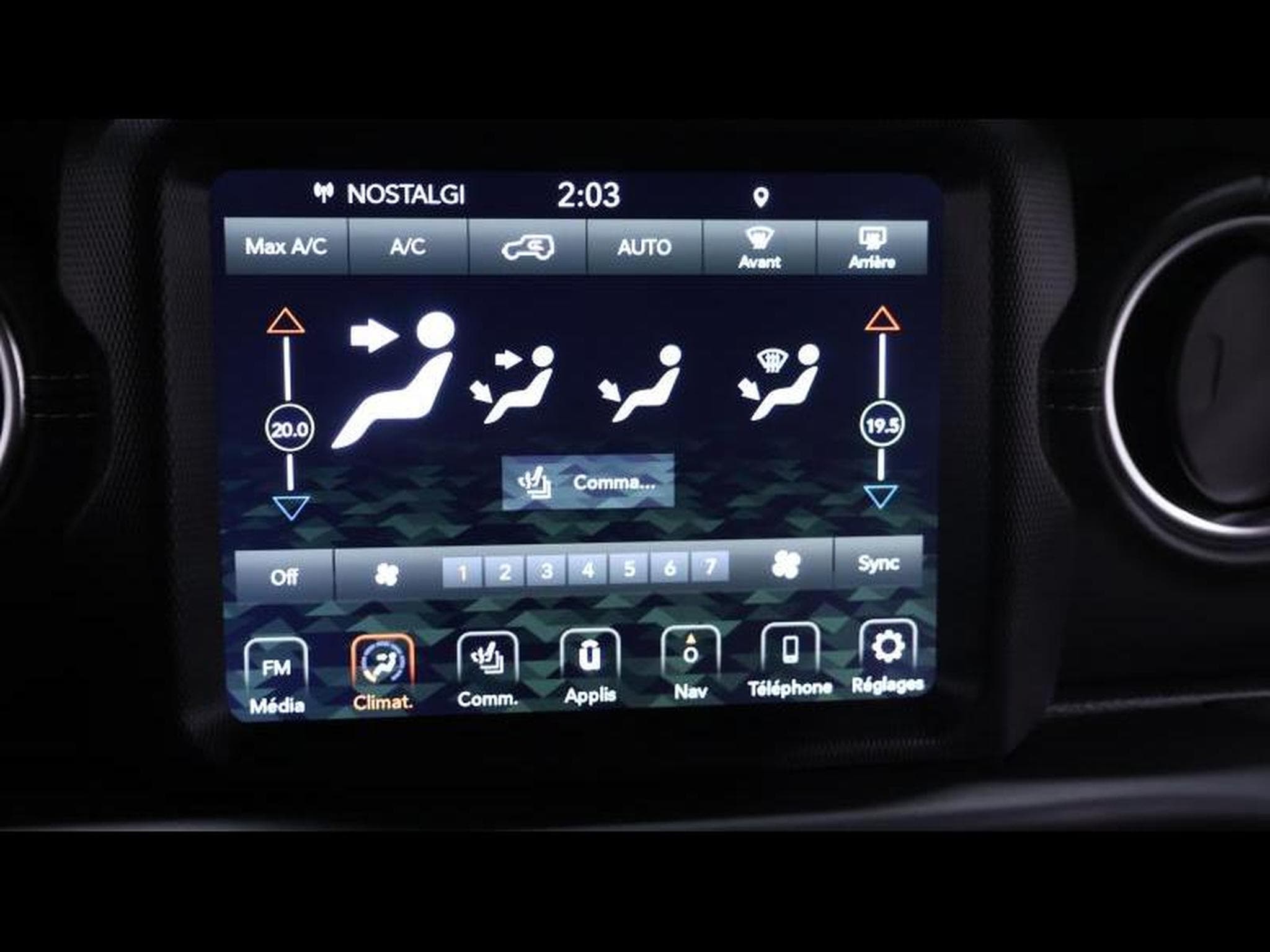 Jeep Wrangler Sahara 2.0 T 272h Auto (2022) - Photo 33