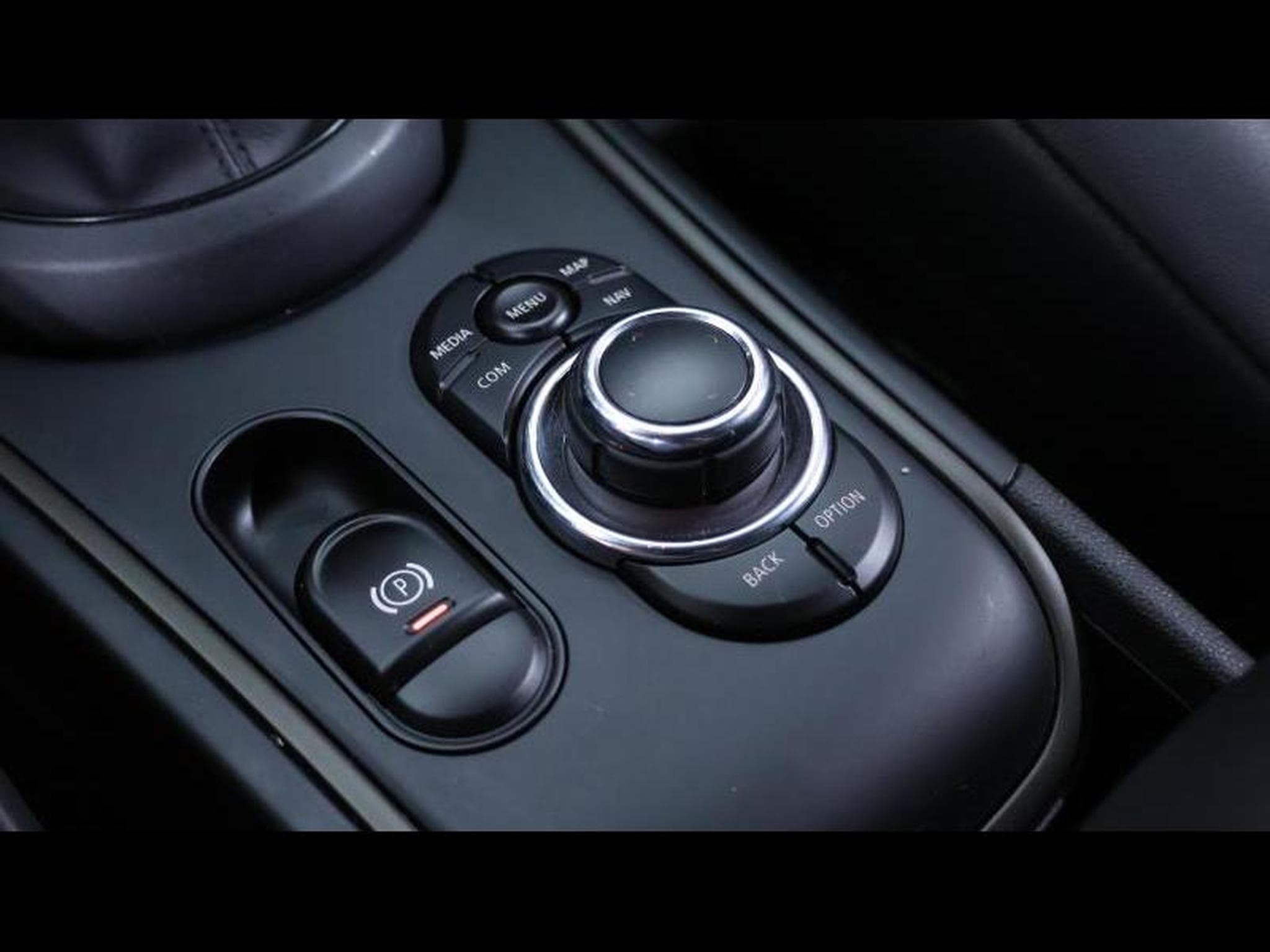 MINI Countryman 1.5 136ch Steptronic (2022) - Photo 26