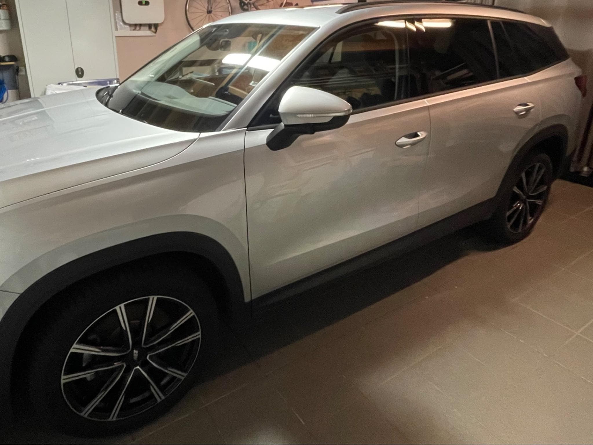 Skoda Kodiaq Selection 2.0 TDI 193 PS DSG 4x4 (2024) - Foto 7