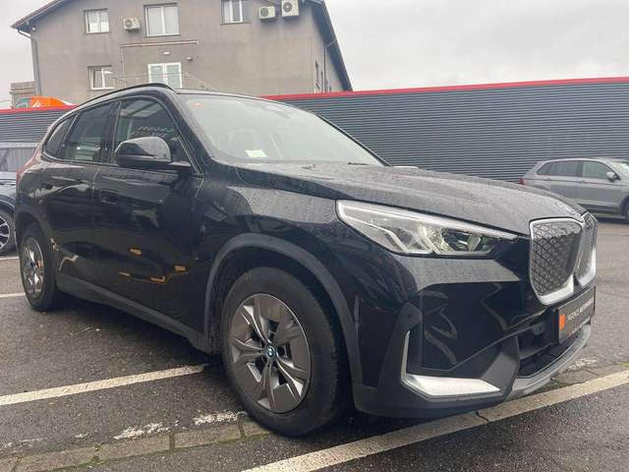 BMW iX1 iX1 eDrive20 xLine-JUSQU'A 36 MOIS DE GARANTIE (2025) - Photo 4