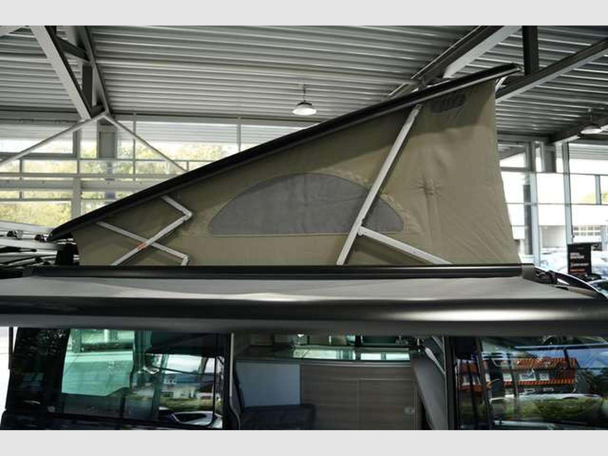 VW T5 4M *1.H *Aufstelldach *Comfortline (2013) - Photo 3