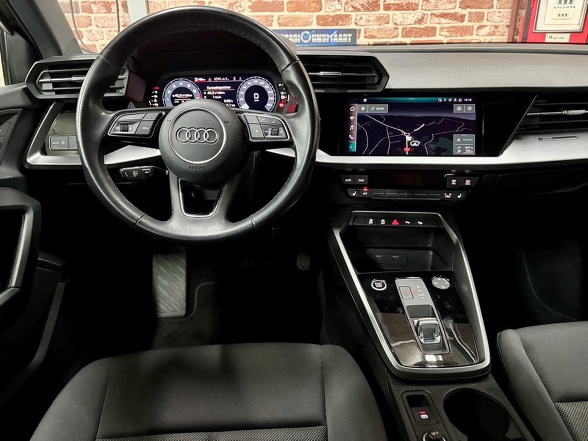 Audi A3 A3 Sportback 35 TFSi 150cv Auto Navig/SiègCh/ClimaA (2023) - Photo 4