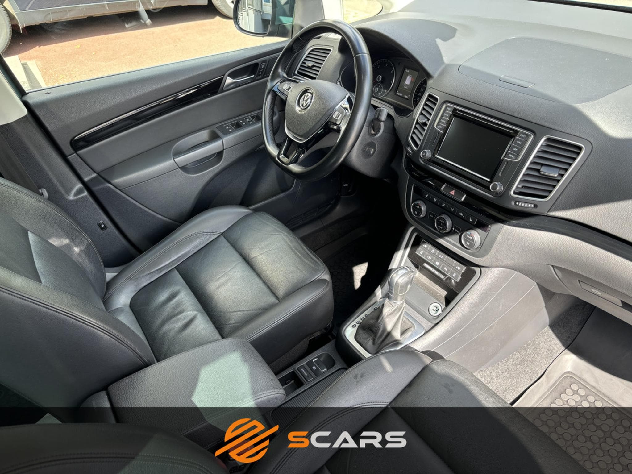 VW Sharan 2.0 TDI 177CV 7 PLACES HIGHLINE (2020) - Foto 8