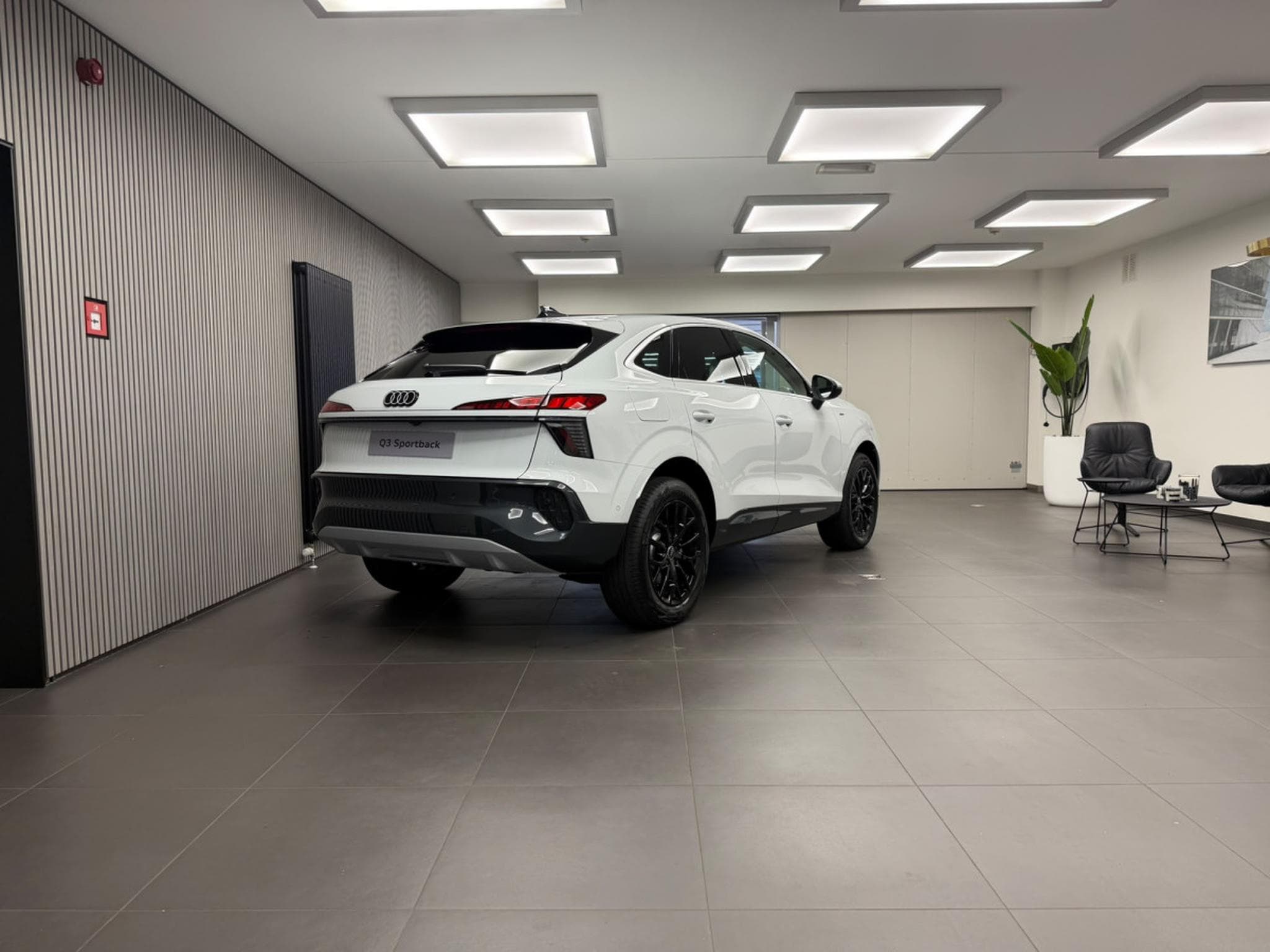 Audi Q3 Sportback e-hybrid S line 272ch / 200kW S tronic (2026) - Foto 7