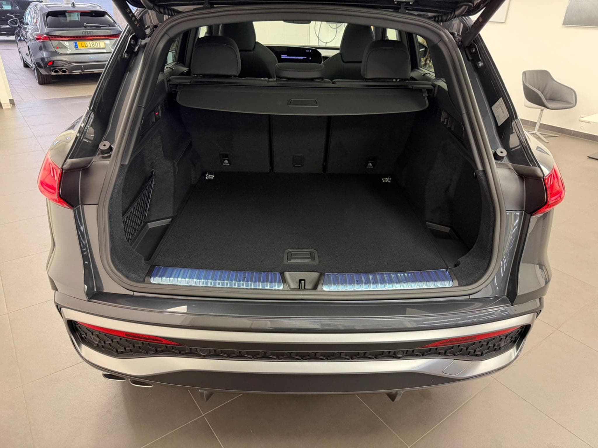 Audi Q5 SUV S line TDI quattro 204ch / 150kW S tronic (2026) - Photo 8