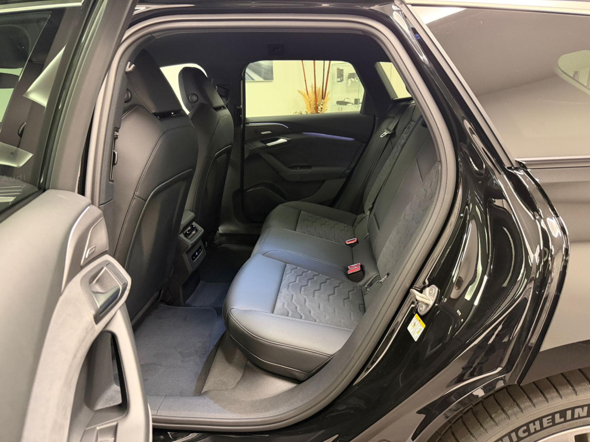Audi A6 e-tron Avant S line 286 CH / 210 kW (2026) - Photo 6