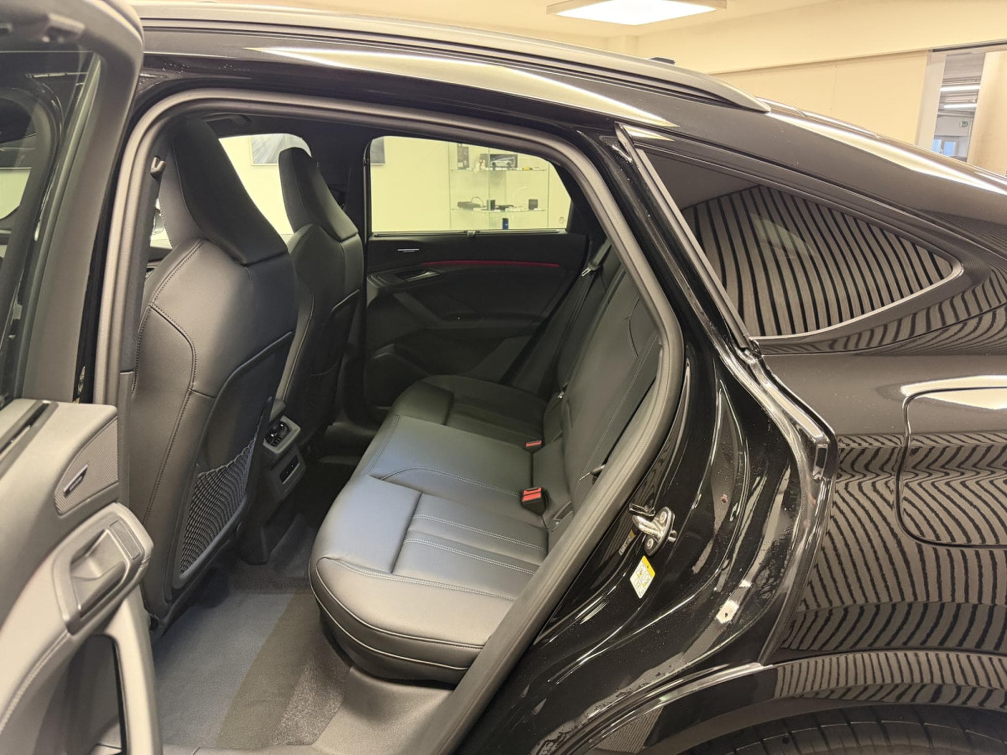 Audi Q6 e-tron Sportback performance (2026) - Foto 7