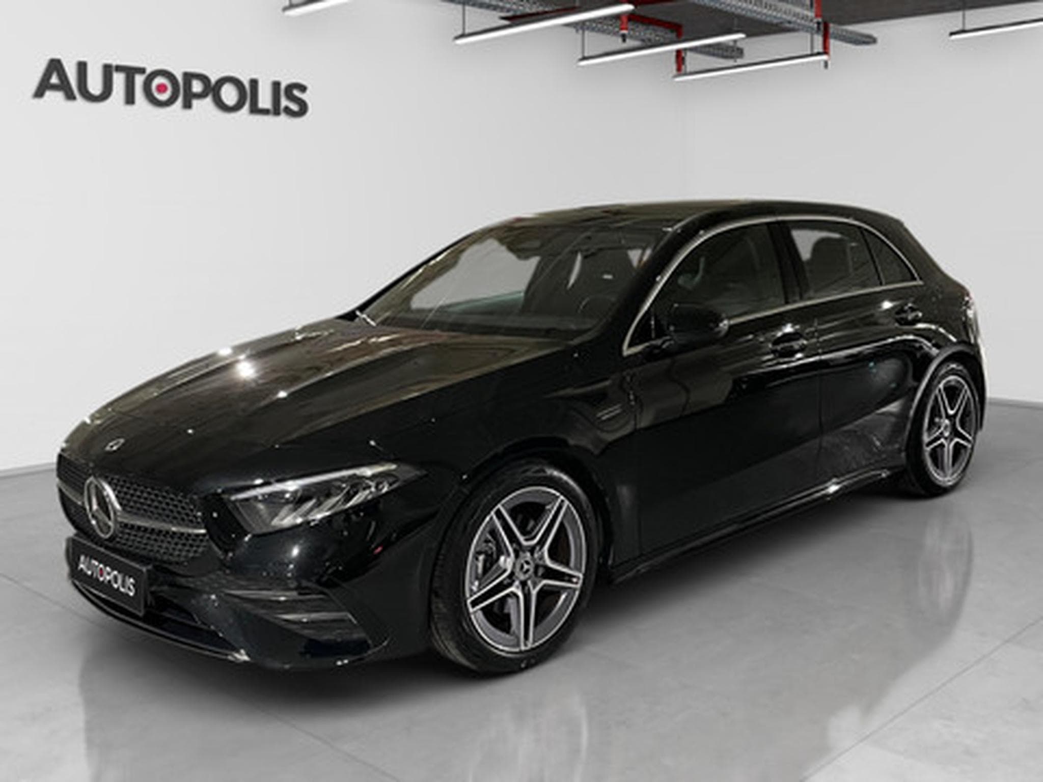 Mercedes A 200 1.3 hatchback AMG EDITION (2025) - Photo 1