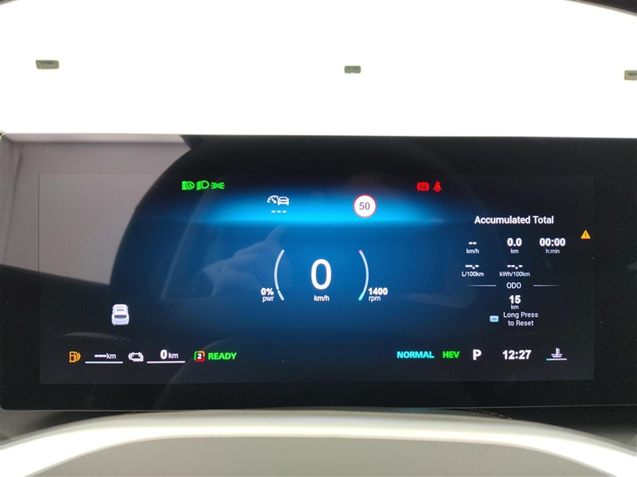 MG EHS 1.5 PHEV Comfort NAVI / FULL LED / CAMERA / JA 19" (2026) - Photo 10