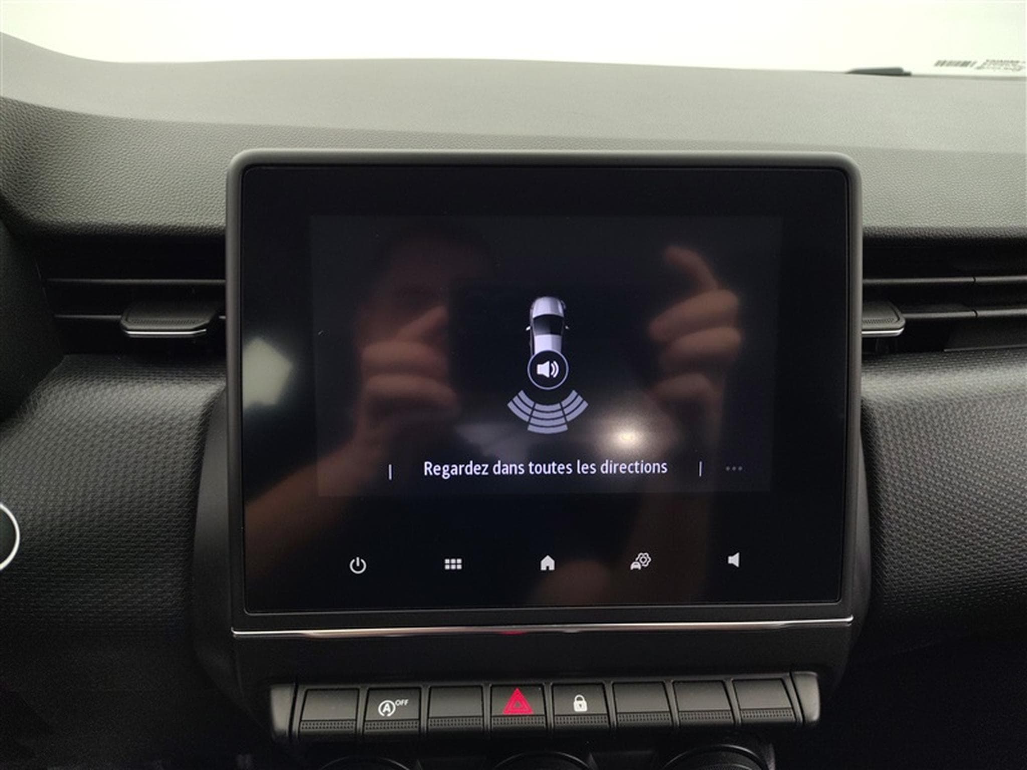 Renault Clio 1.0 SCe 65cv Business NAVI / CARPLAY / PDC (2021) - Photo 18