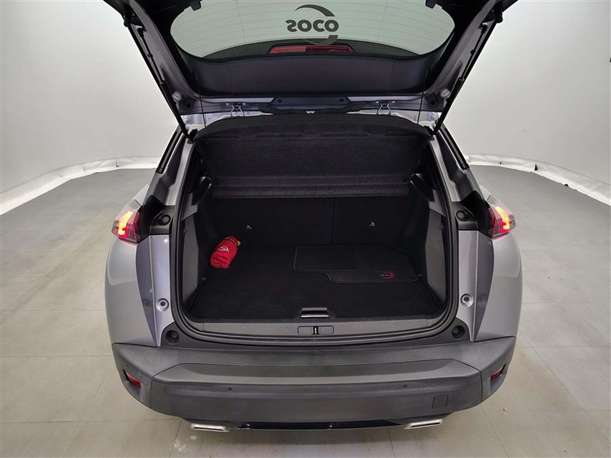 Peugeot 2008 1.2 PureTech Allure Pack NAVI / CARPLAY / CAMERA (2020) - Photo 14