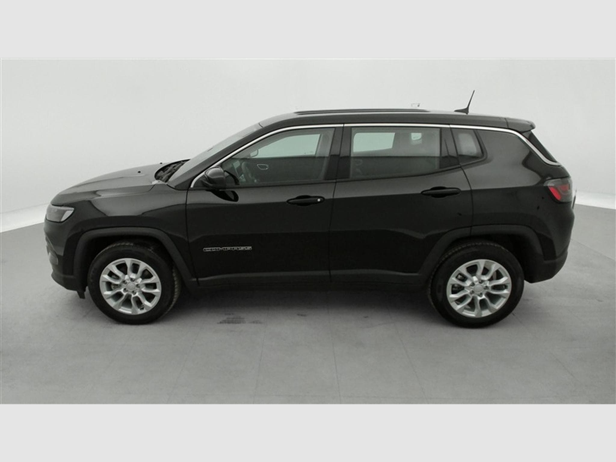 Jeep Compass 1.5 Turbo 130Cv T4 BVR7 e-Hybrid Altitude CARPLAY / CAMERA (2025) - Photo 3