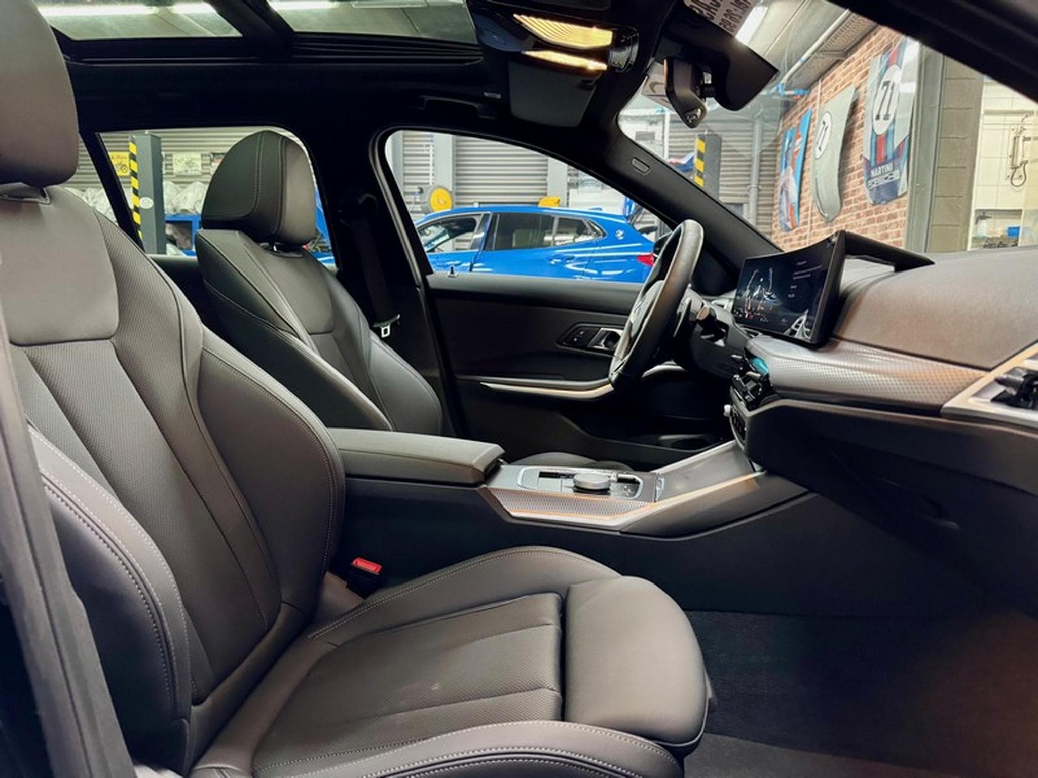 BMW 320 320dA Touring 2.0 190cv Auto M-SPORT (2025) - Photo 8