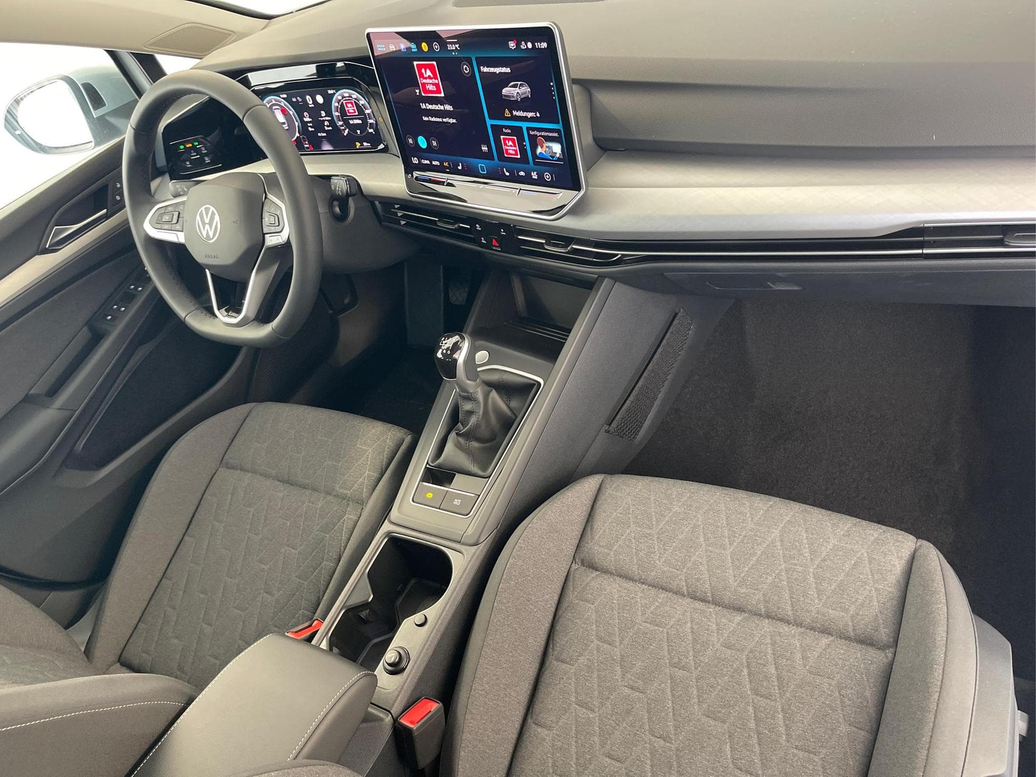 VW Golf Variant Life (2026) - Foto 14