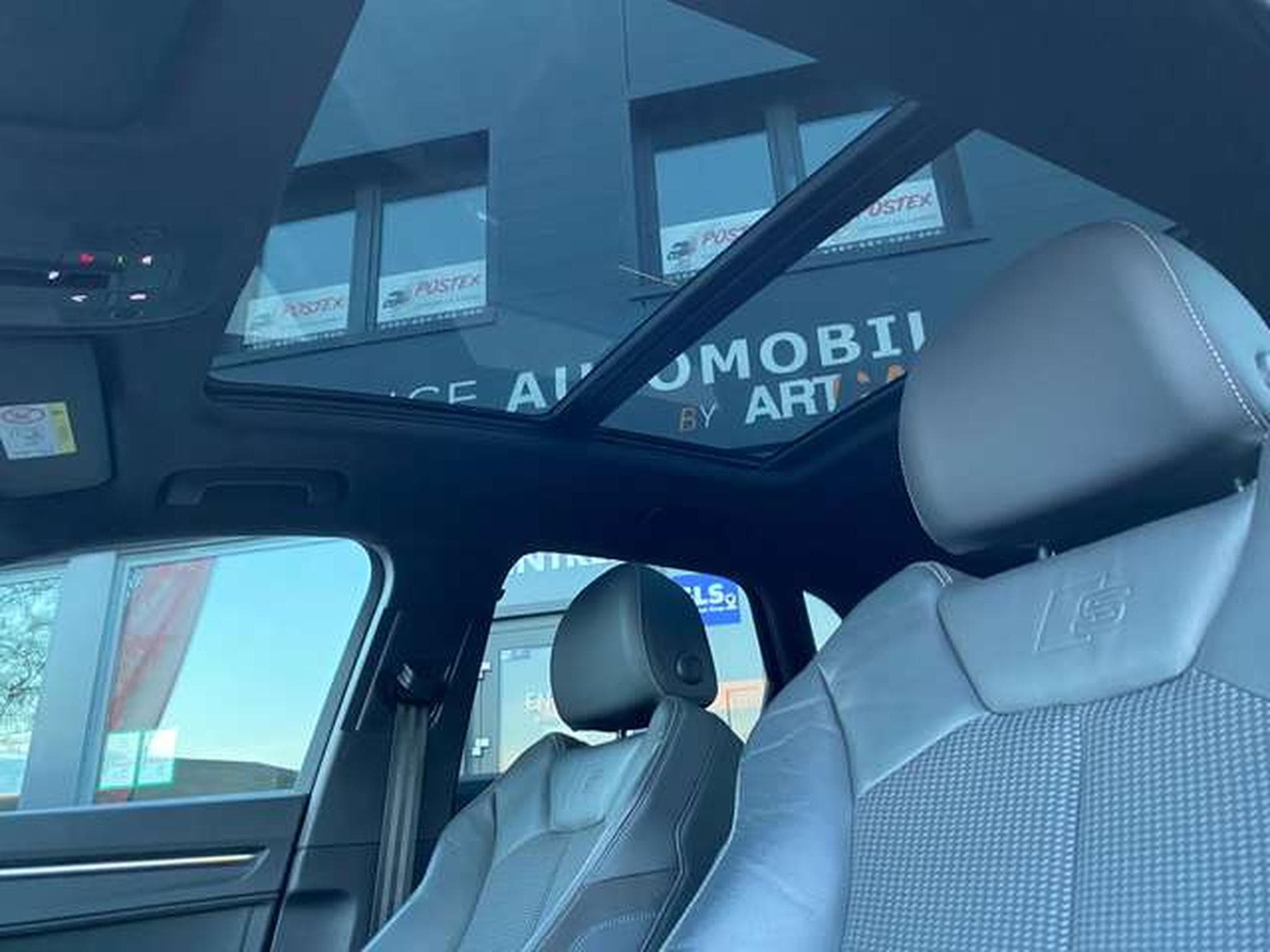 Audi Q3 Q3 40 TFSI quattro S tronic S line (2019) - Photo 10