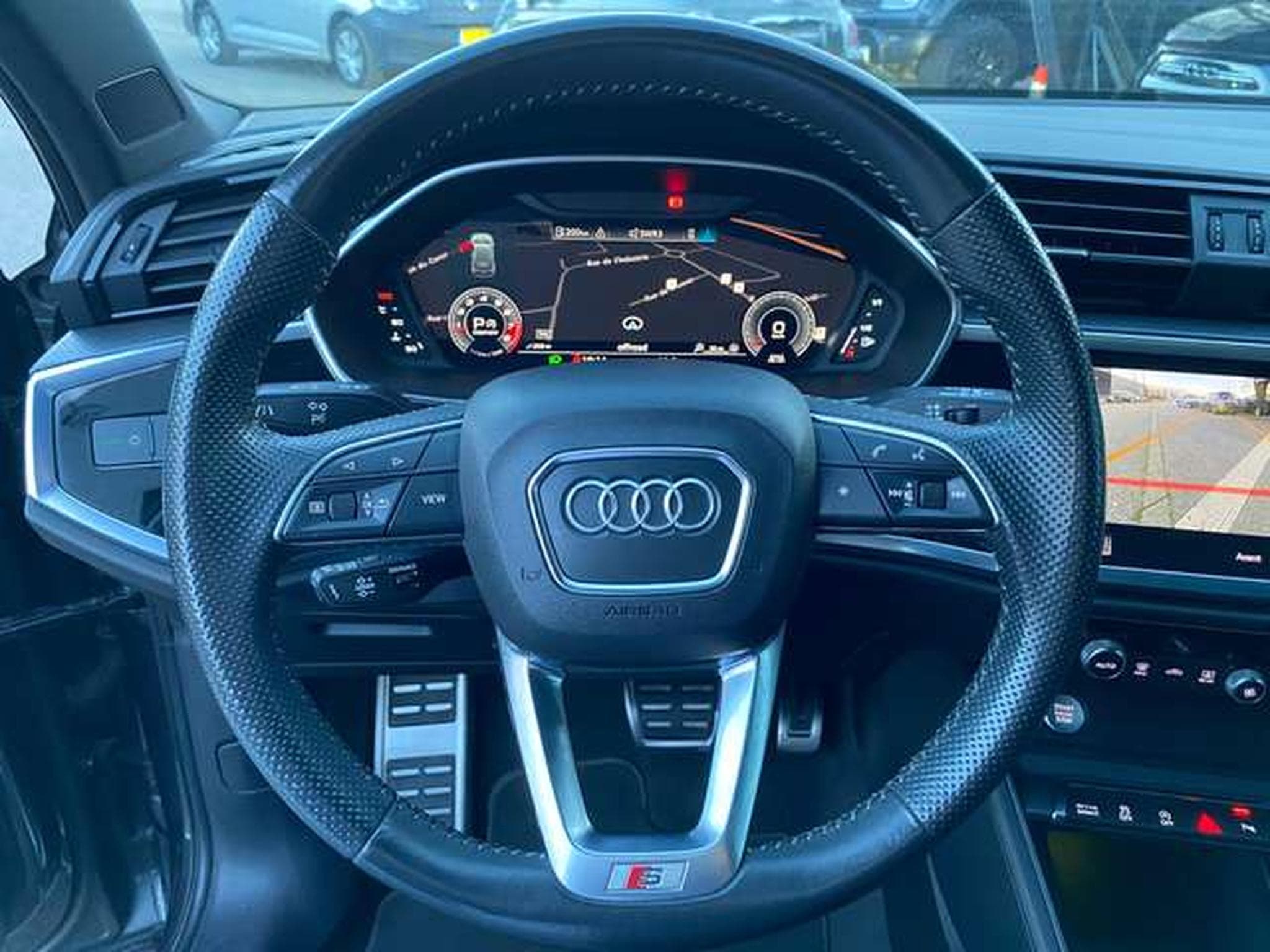 Audi Q3 Q3 40 TFSI quattro S tronic S line (2019) - Photo 11