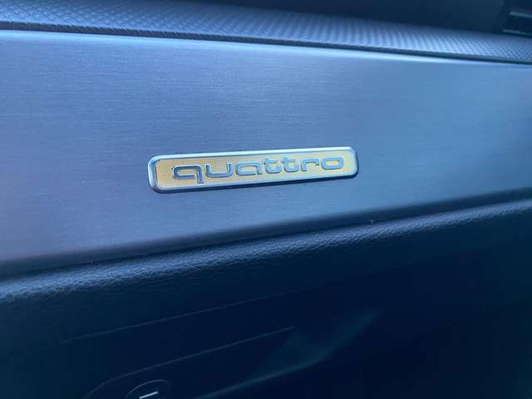 Audi Q3 Q3 40 TFSI quattro S tronic S line (2019) - Photo 15