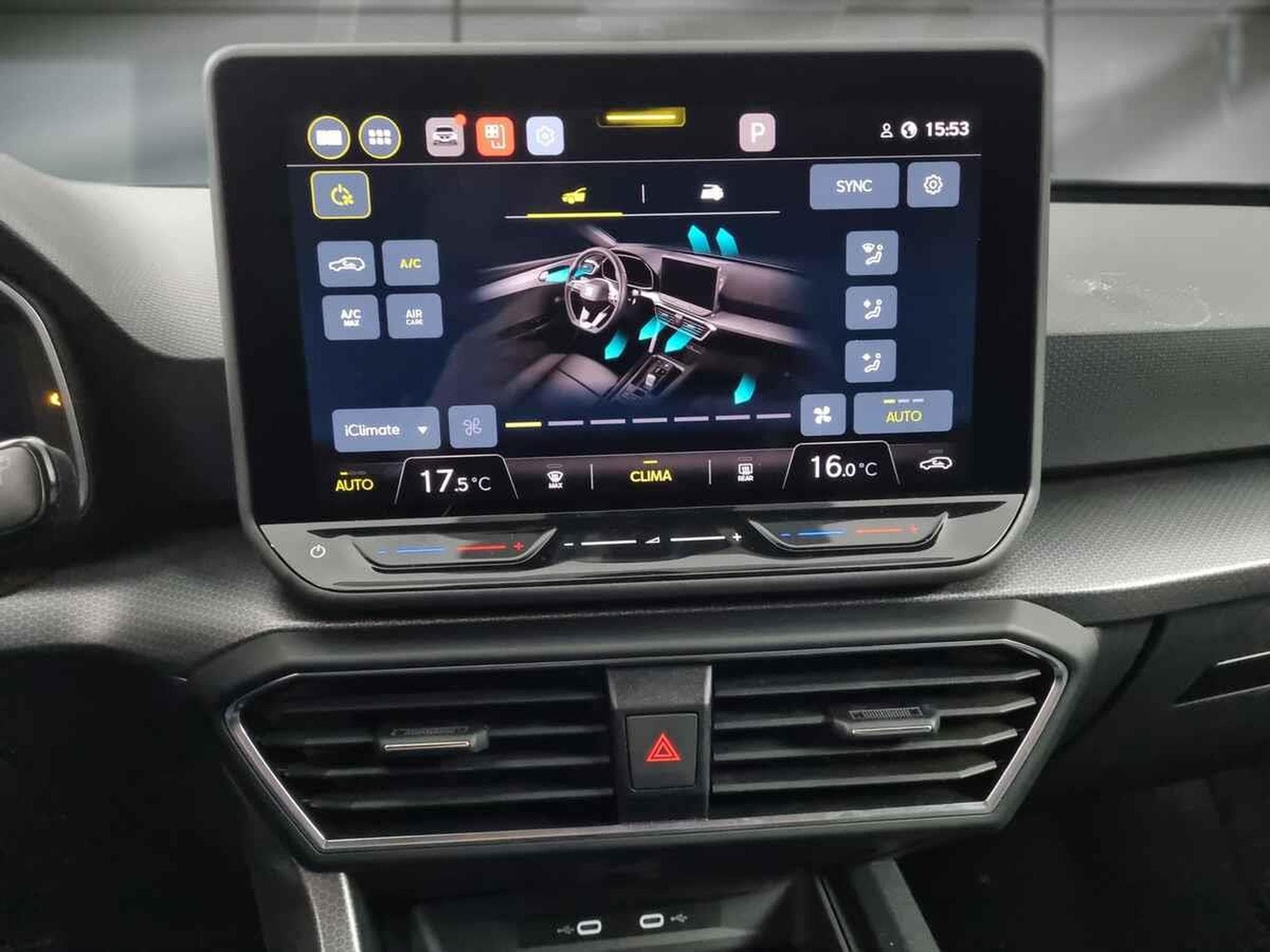 Seat Leon -26% 2.0 TDI 115cv +MIRRORLINK+CAM+LED+Options (2025) - Foto 11