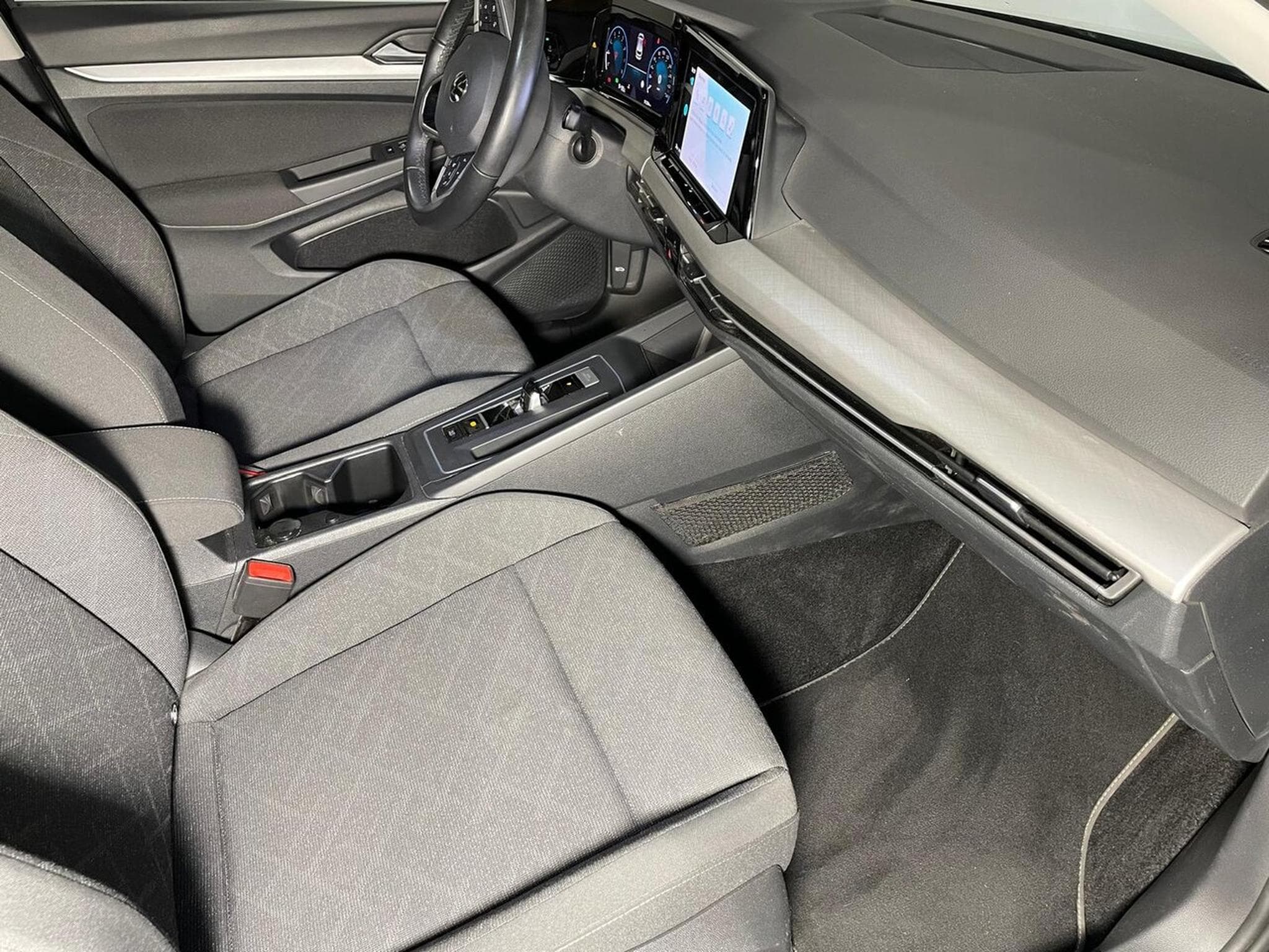 VW Golf VIII 1.5 TSI 150 DSG LIFE GPS CARPLAY VIRTUAL COCKPIT (2021) - Photo 9