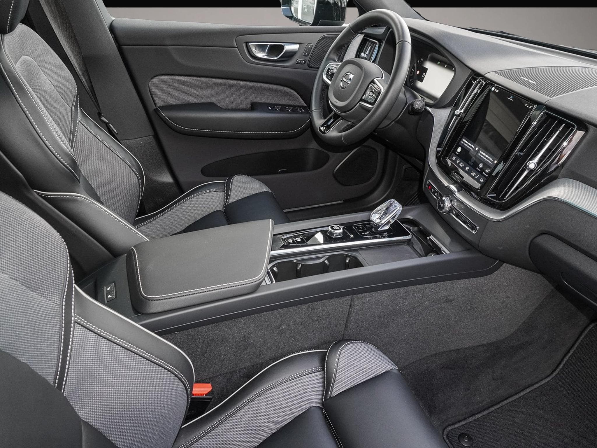 Volvo XC60 (2024) - Photo 6