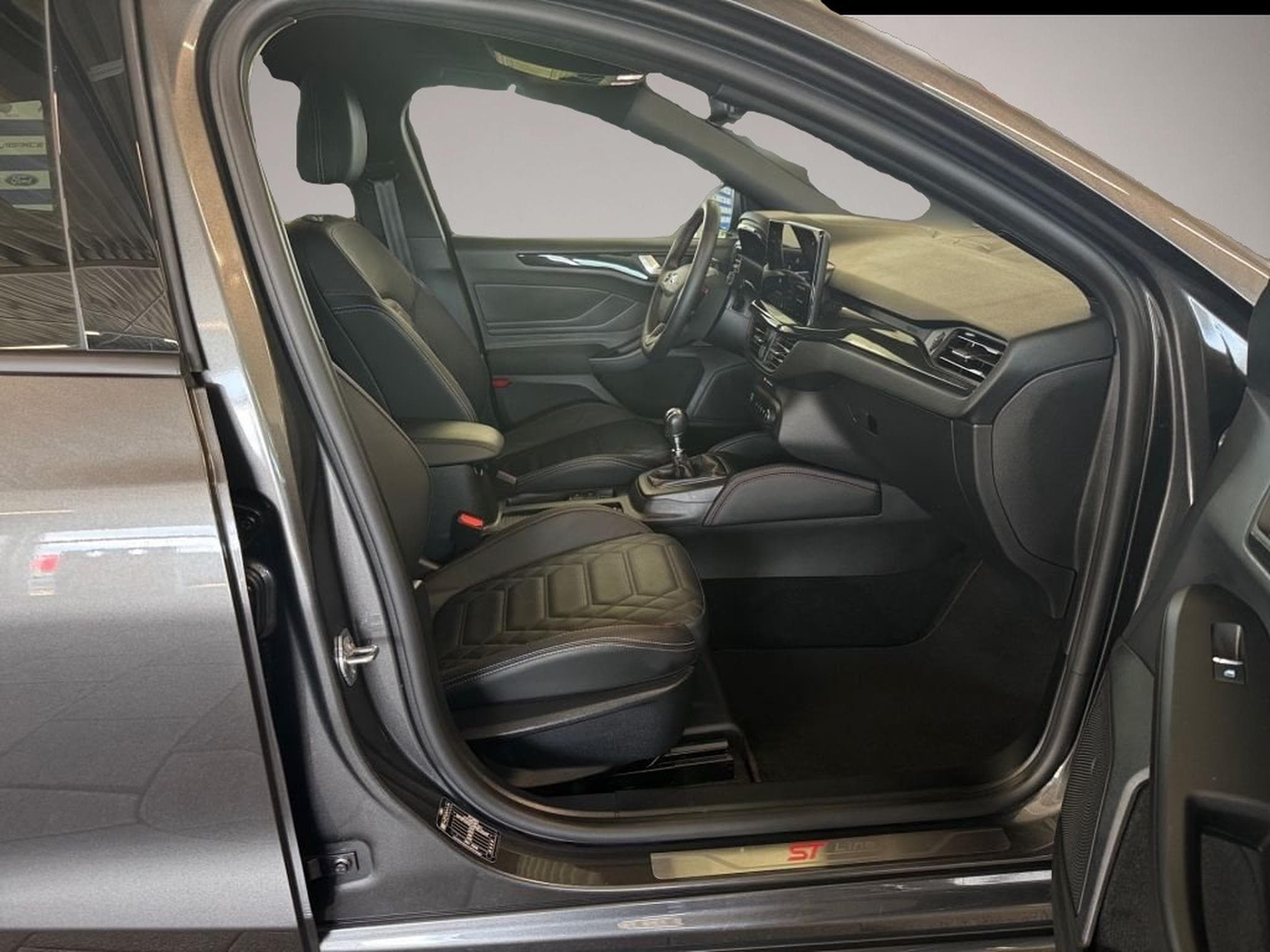 Ford Focus (2024) - Photo 6
