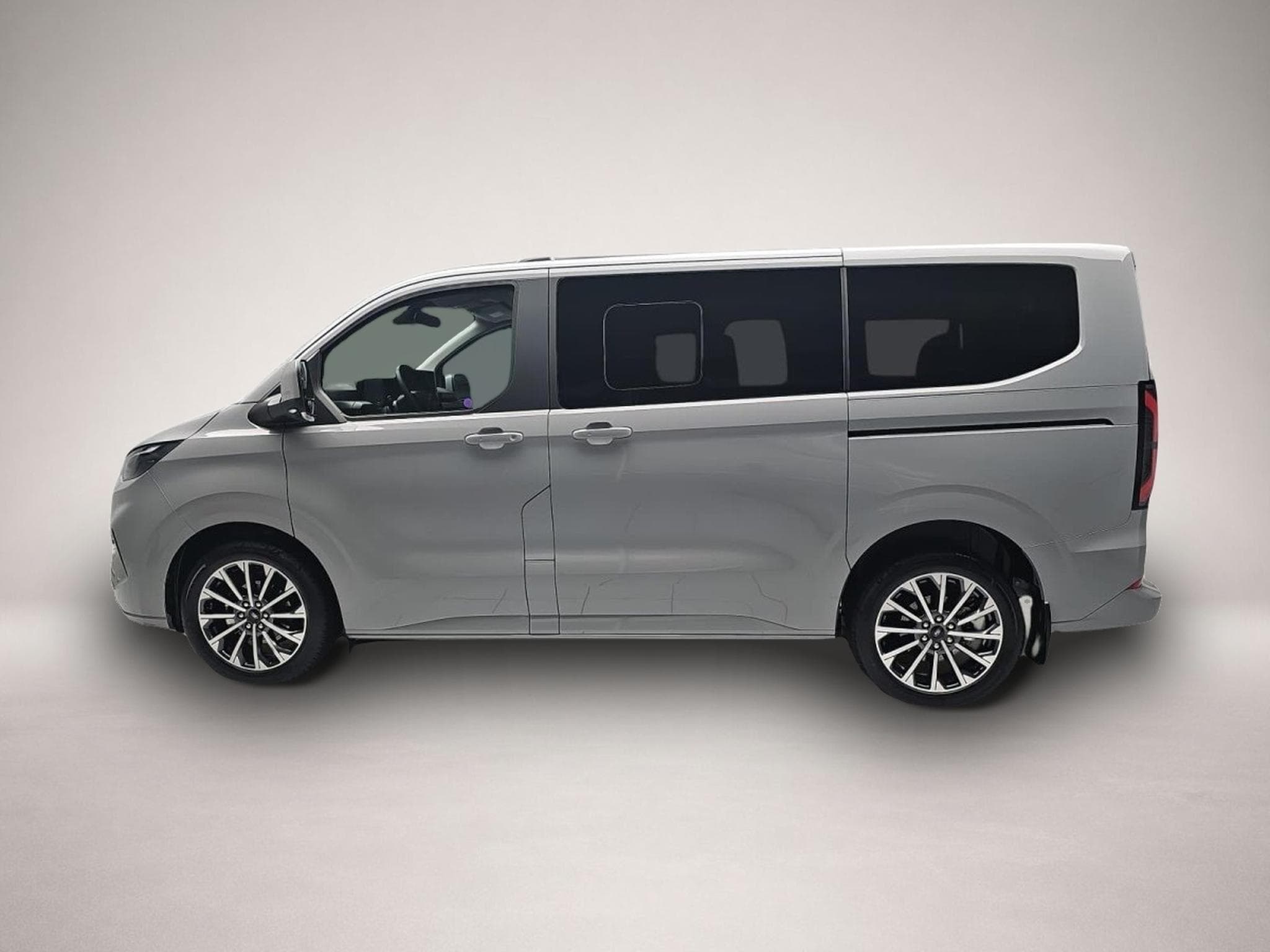 Ford Tourneo (2026) - Foto 4