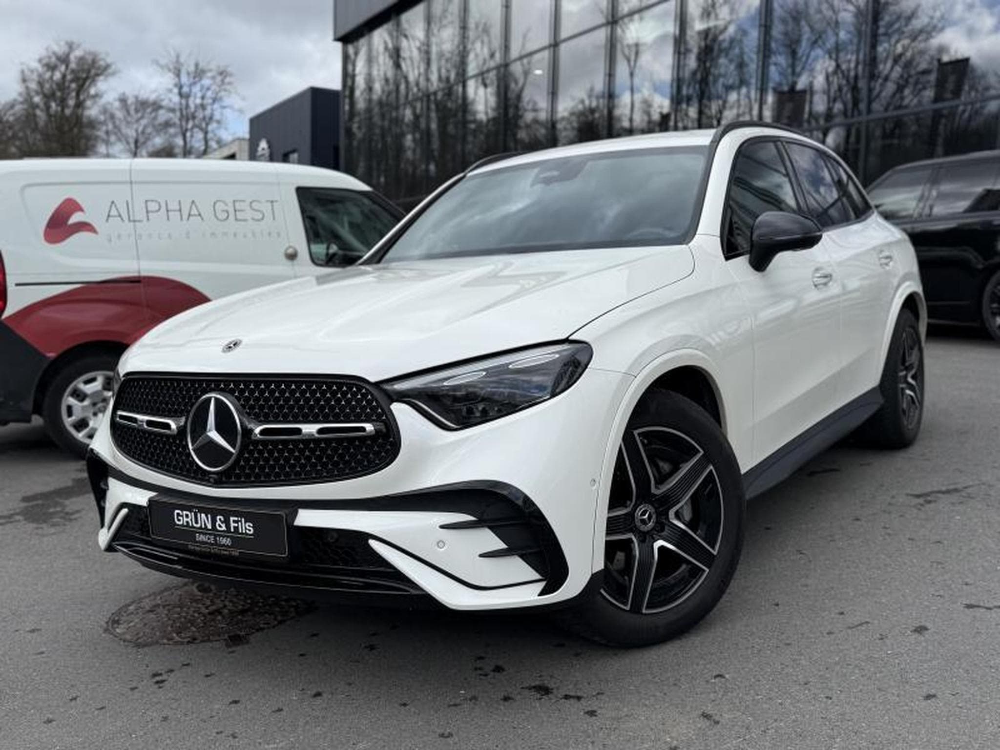 Mercedes GLC 200 AMG Line 4 Matic (2023) - Photo 10
