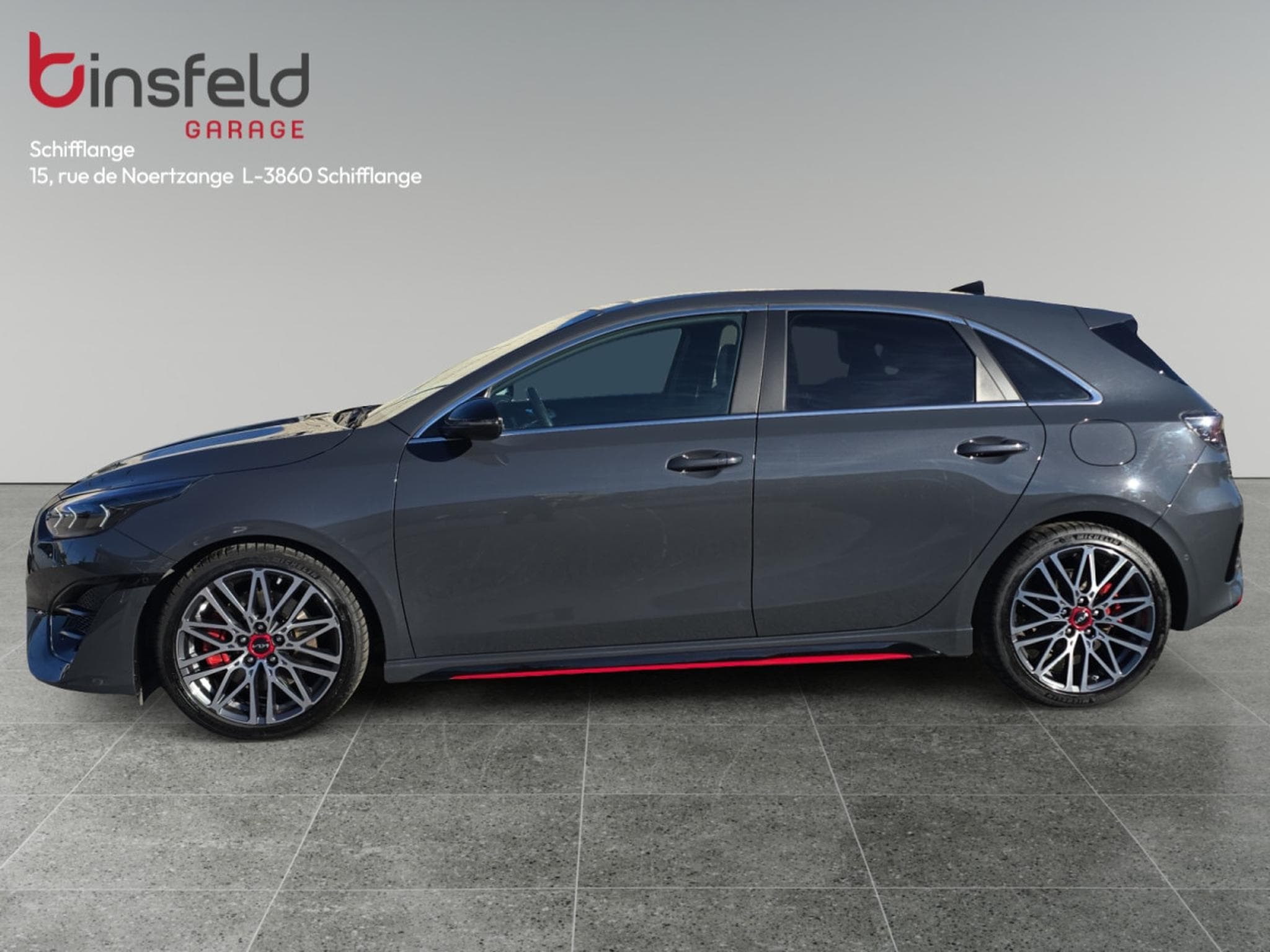 Kia Ceed GT 1.6T 204 DCT (2023) - Photo 2
