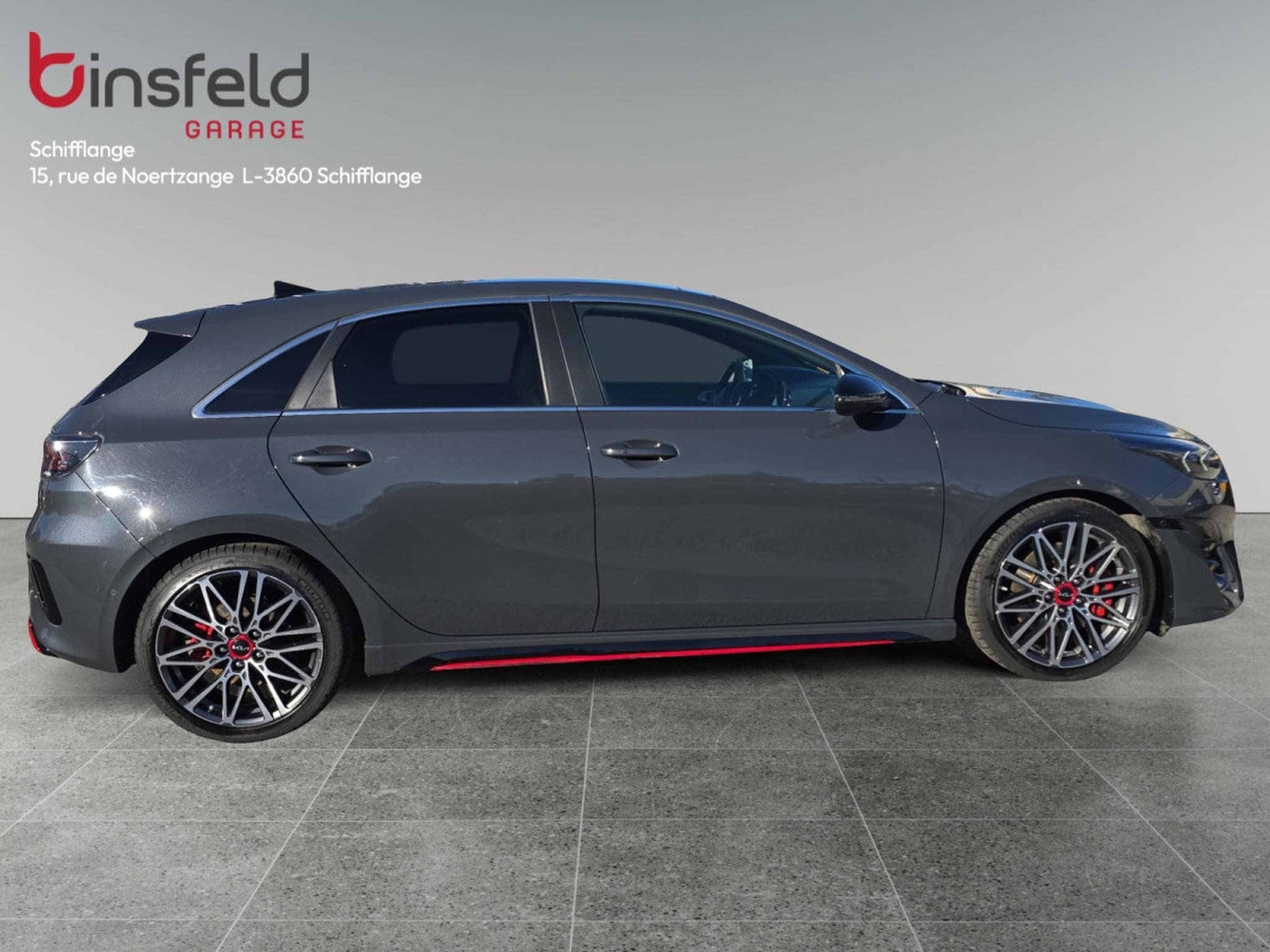 Kia Ceed GT 1.6T 204 DCT (2023) - Photo 6